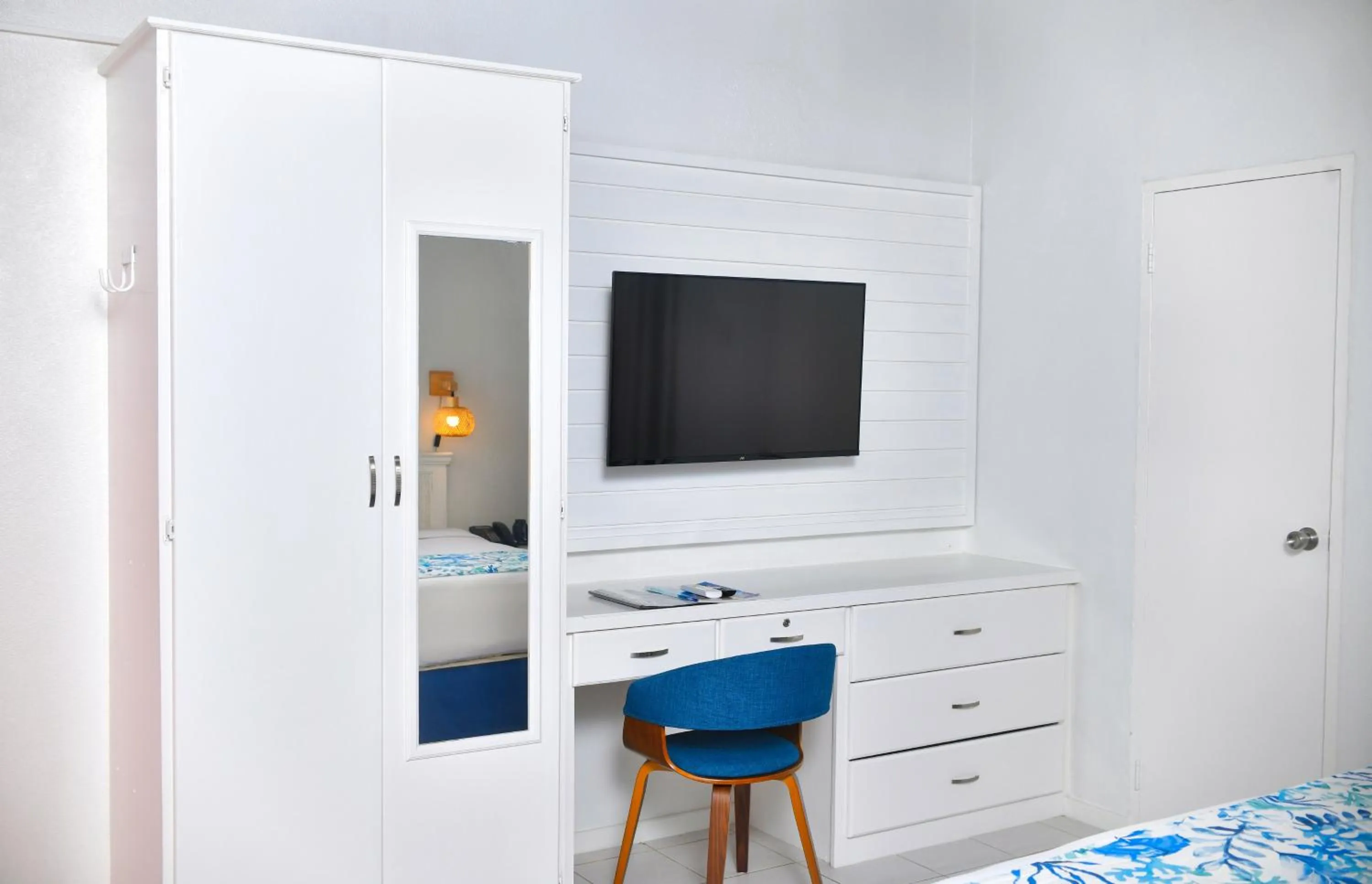 Bedroom, Bed in Melbourne Inn