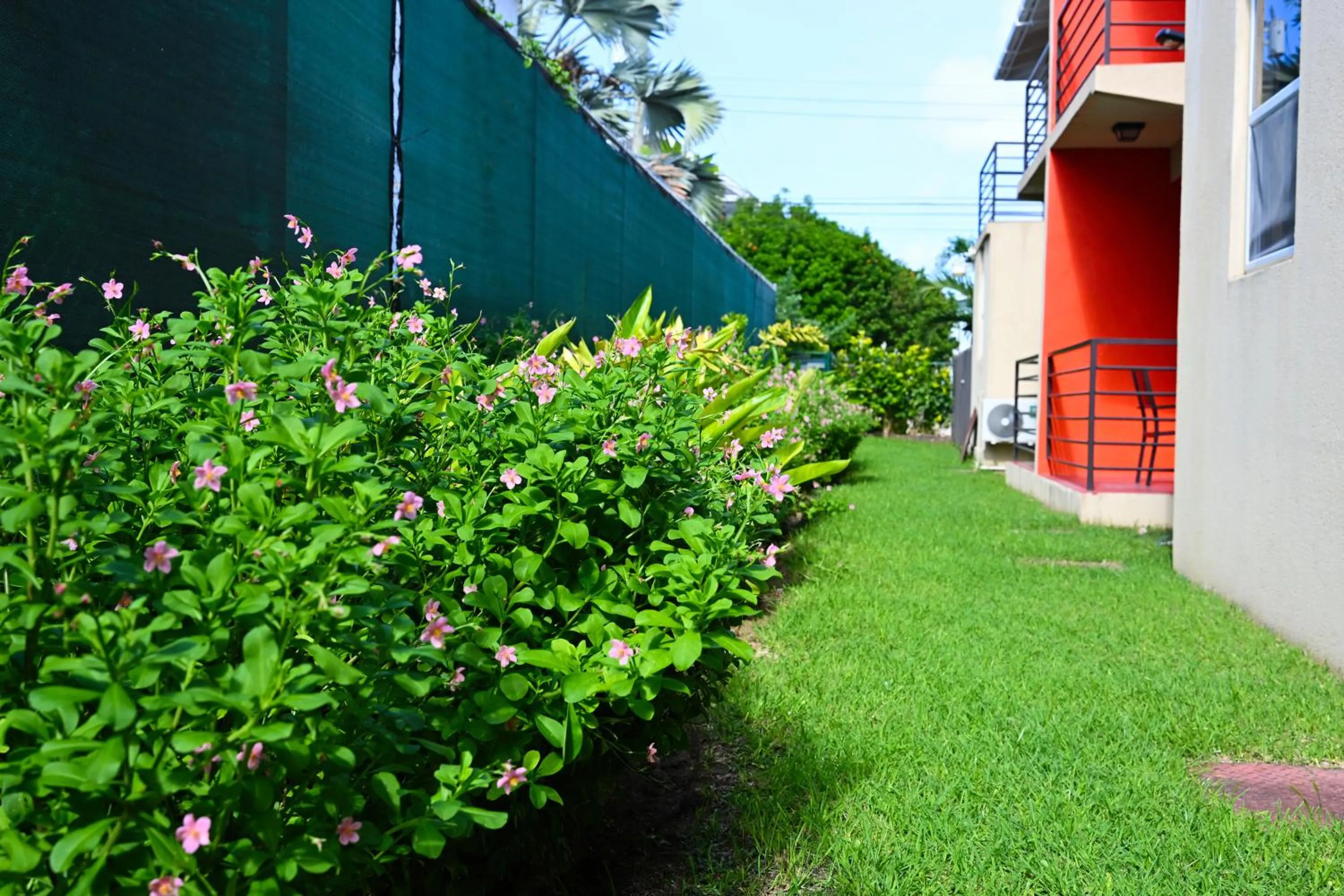 Property building in Melbourne Inn