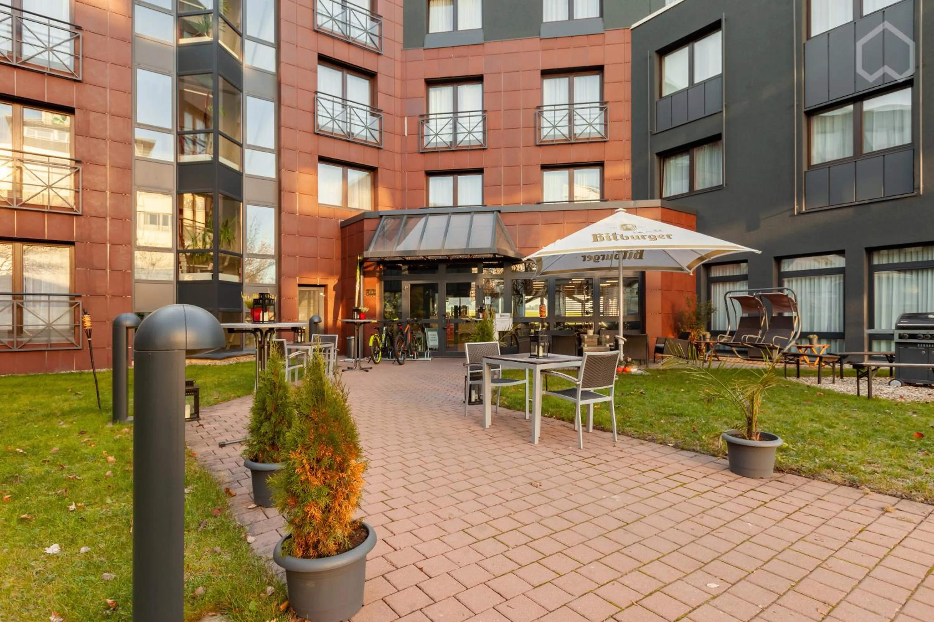 Property building in DOBLERGREEN Hotel Stuttgart-Gerlingen