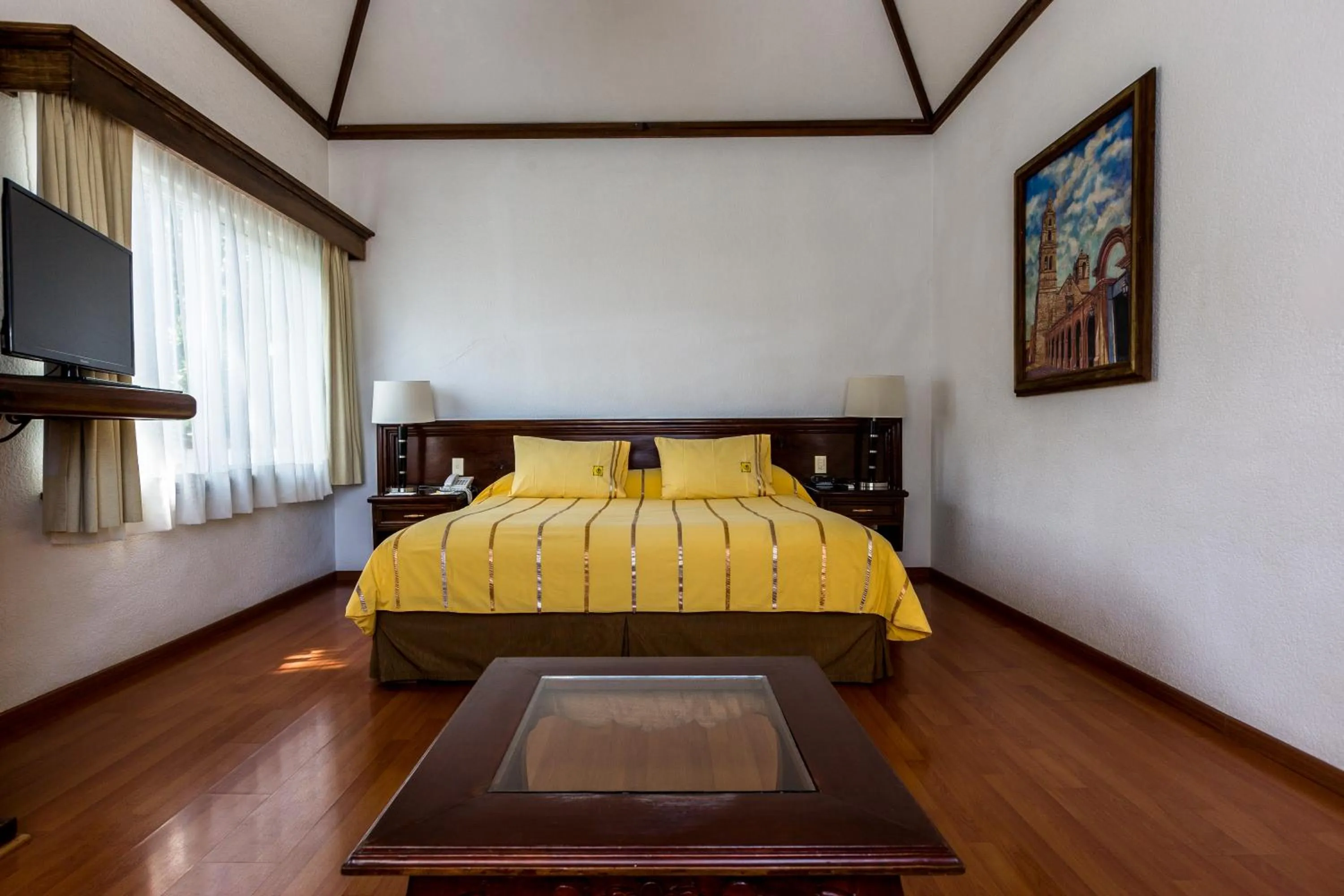Bedroom, Bed in Casa de la Loma