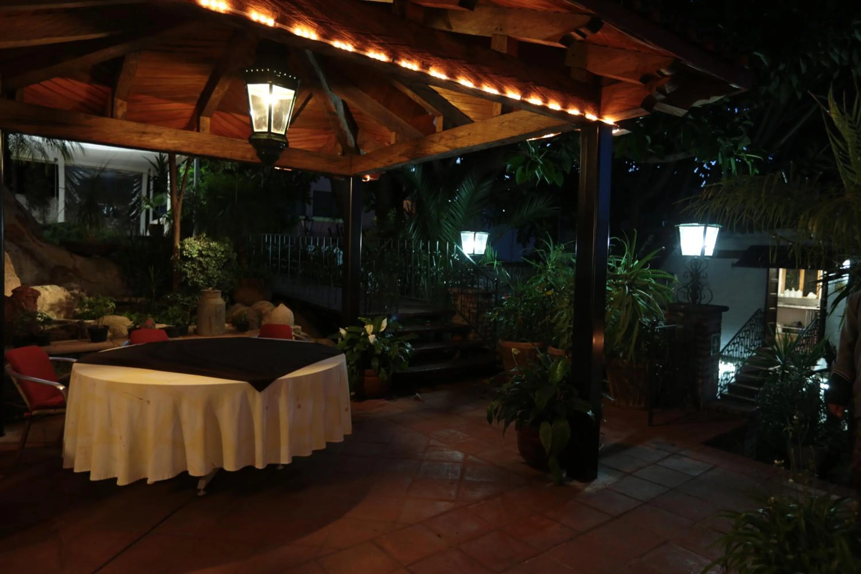 Restaurant/places to eat in Casa de la Loma