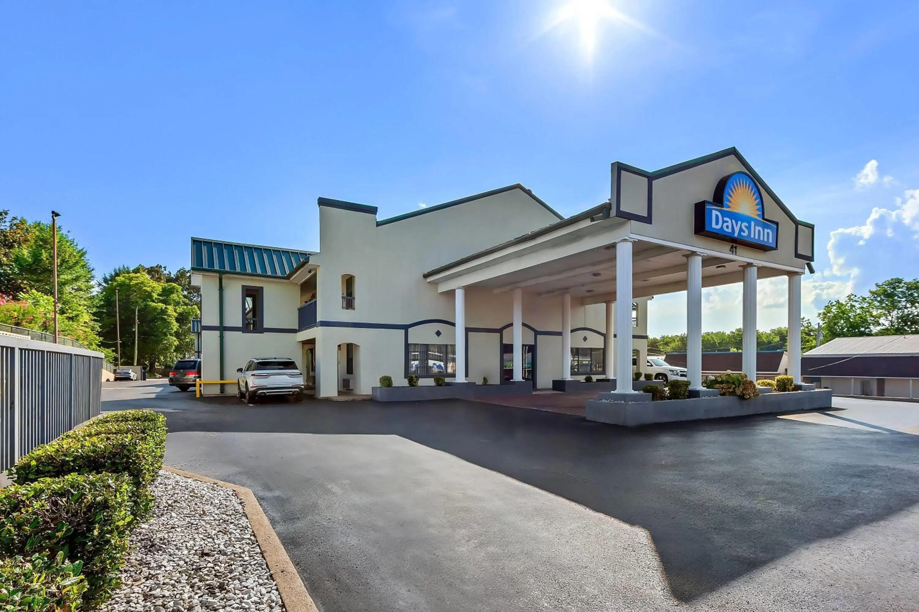 Property building in Days Inn by Wyndham Lexington