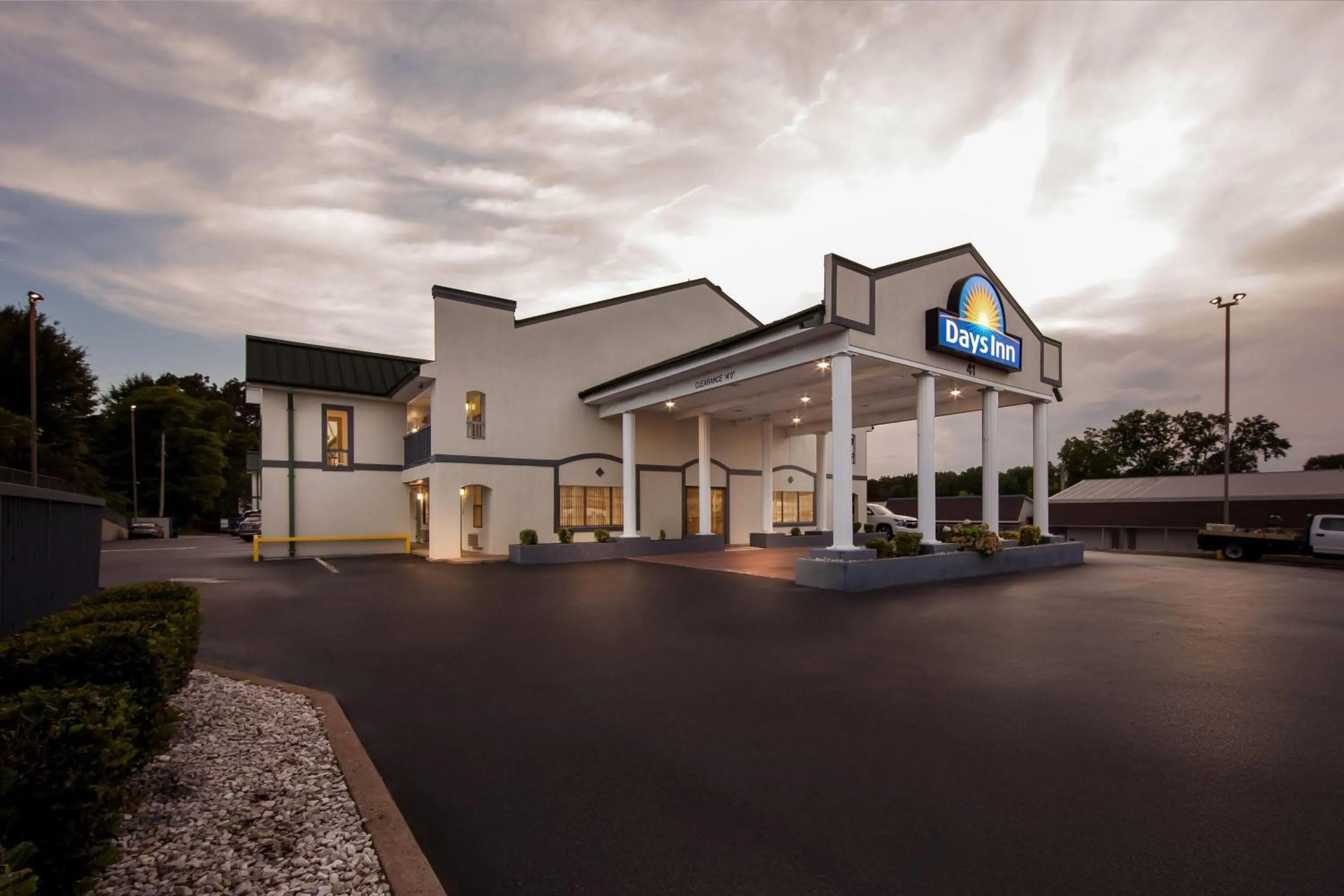 Property building in Days Inn by Wyndham Lexington