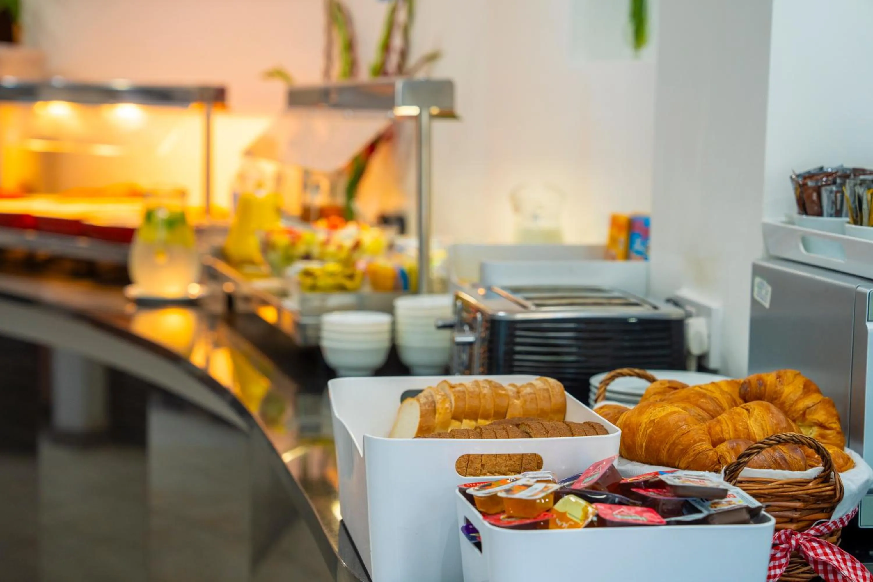 Food and drinks in Remont Oxford Hotel