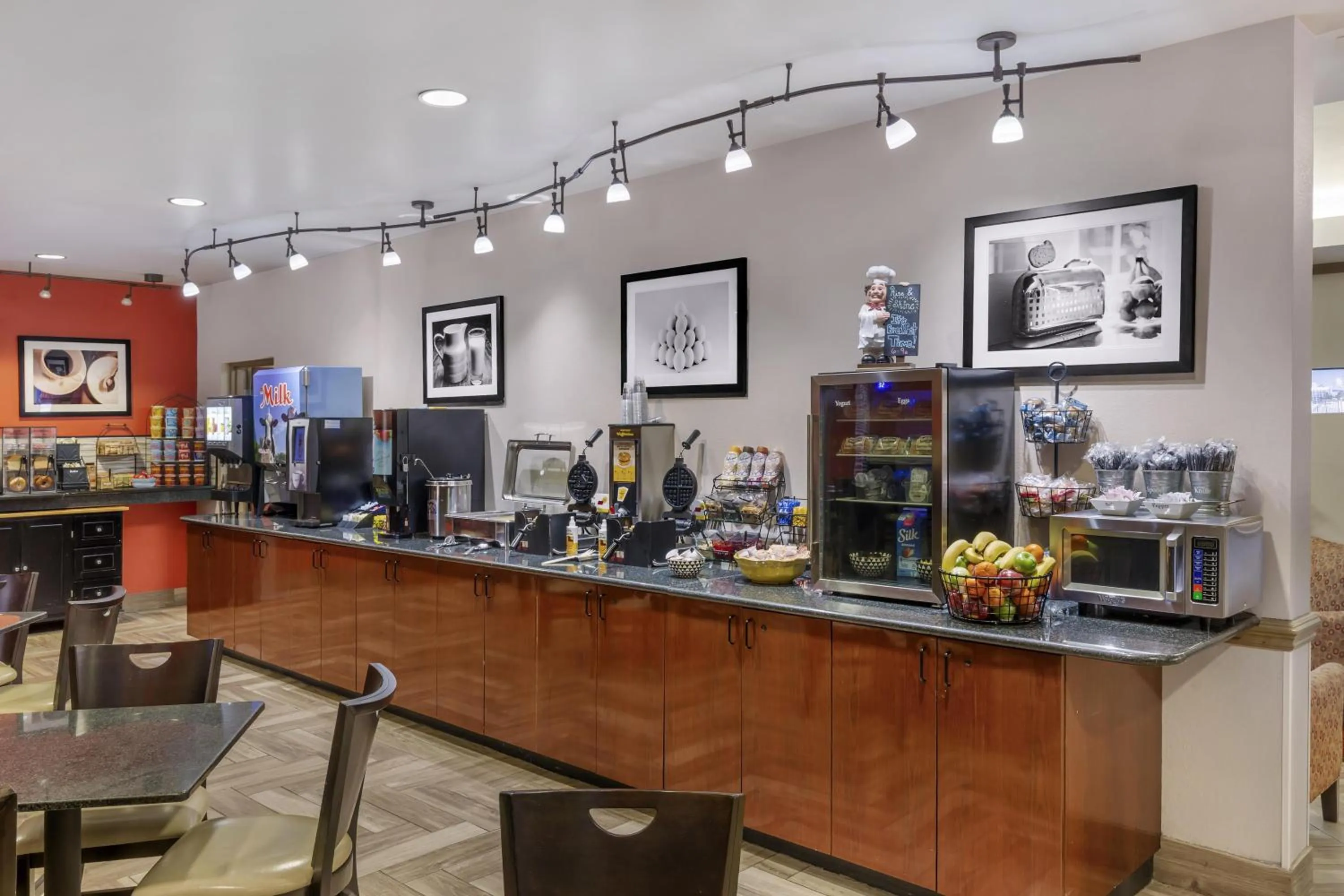 Breakfast in Best Western Plus Suites Greenville