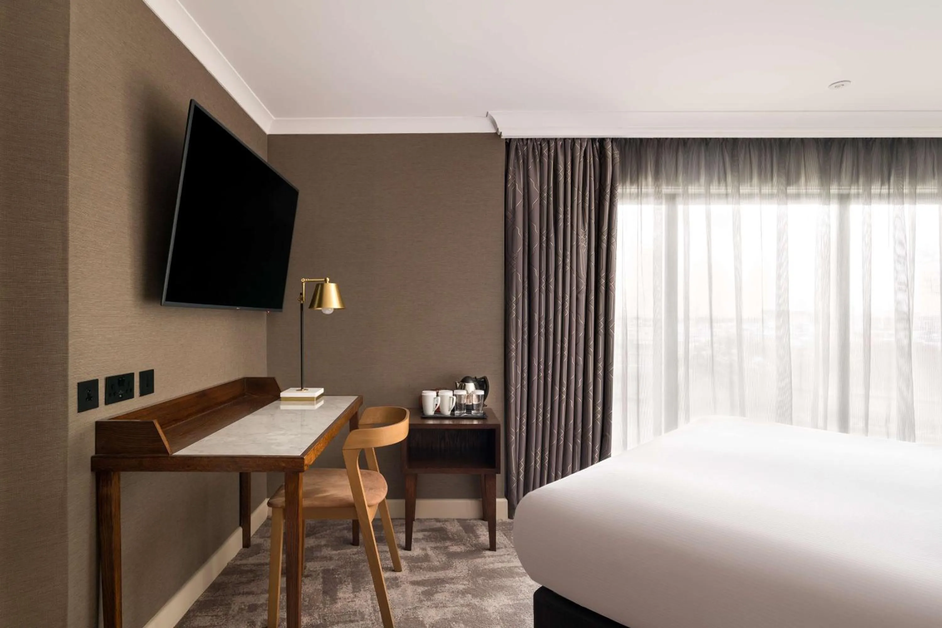 Bedroom, Bed in DoubleTree by Hilton Hotel Newcastle International Airport