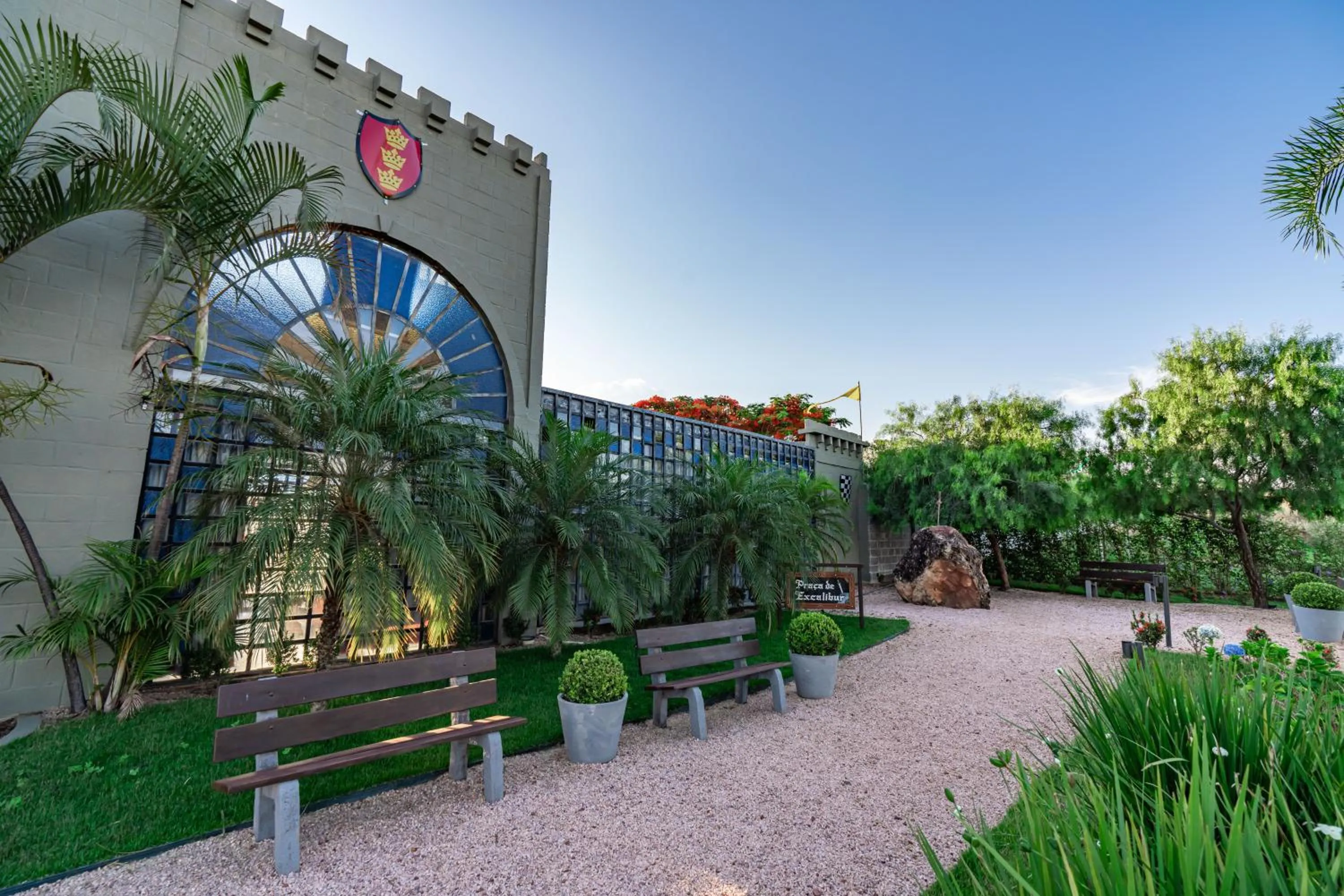Garden in Pousada Camelot Inn