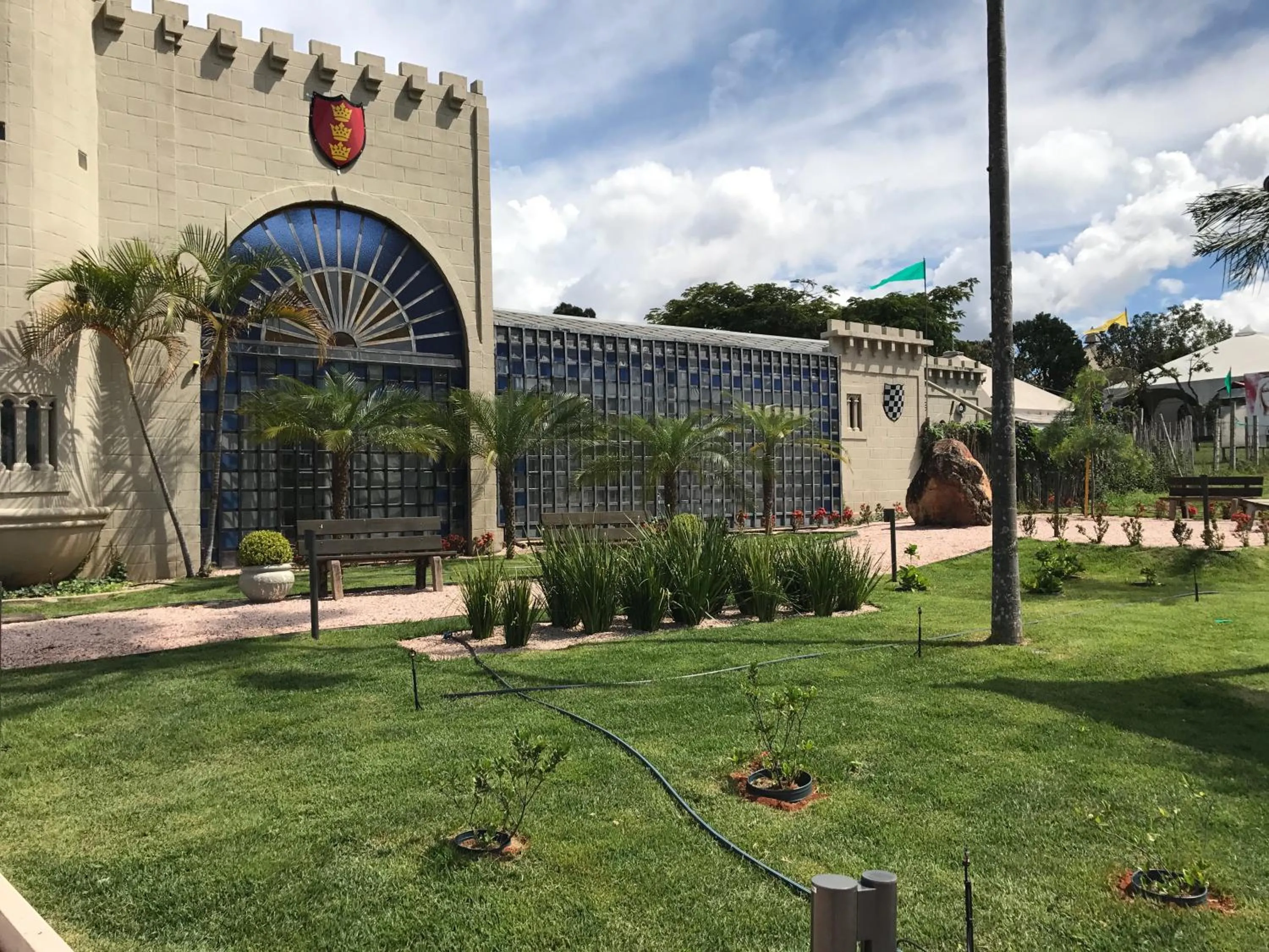 Property building in Pousada Camelot Inn