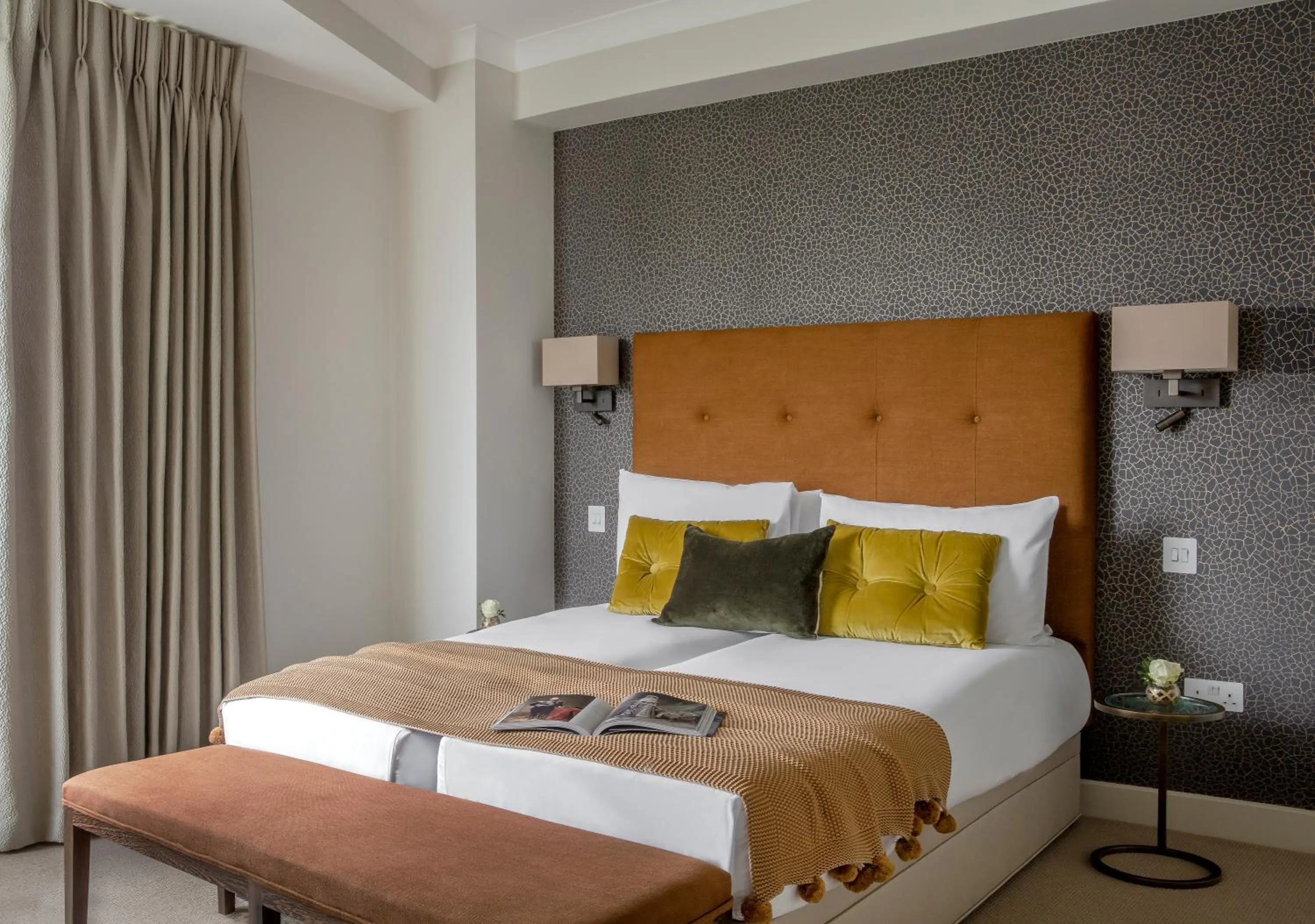 Bed in Arlington House Apartments