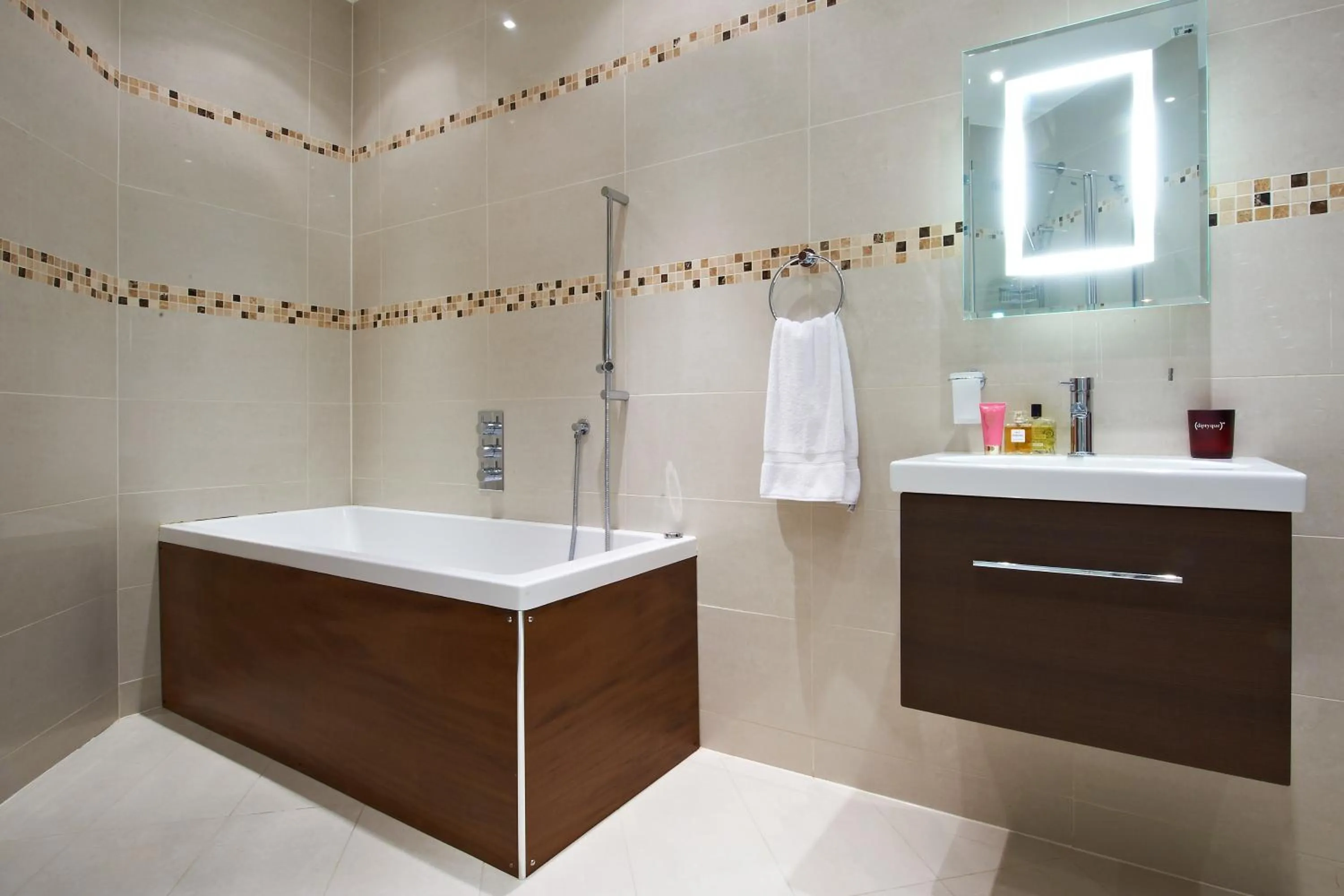 Arlington House Apartments