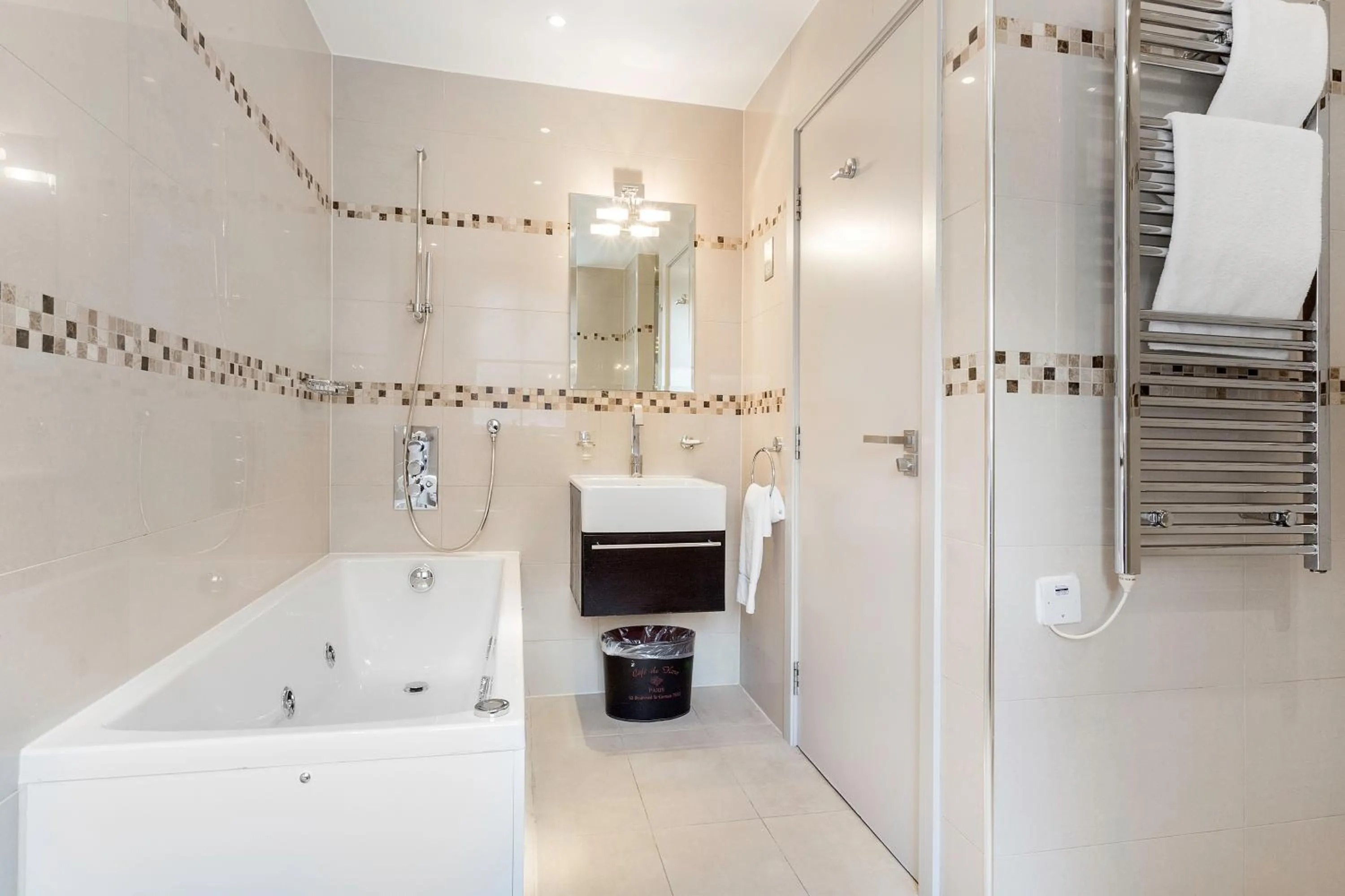 Arlington House Apartments