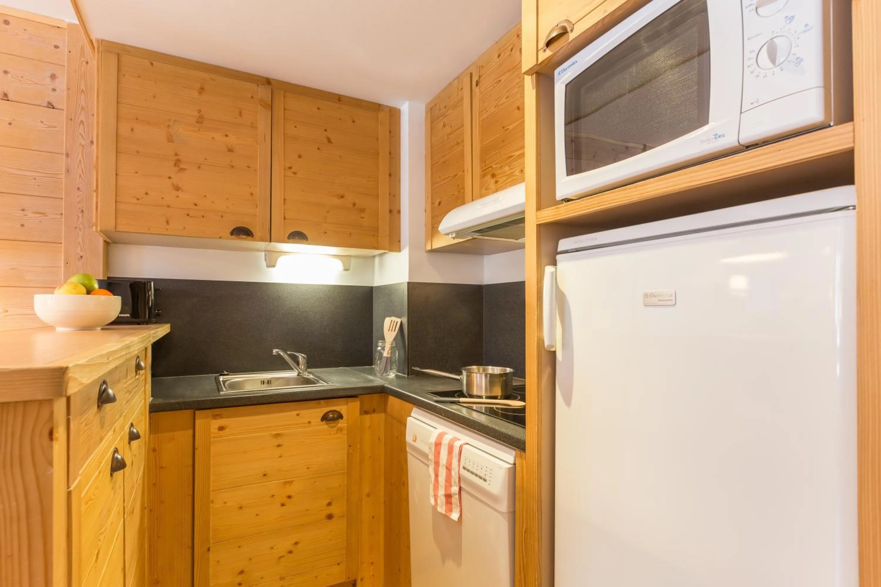 Kitchen or kitchenette in Résidence Pierre & Vacances Aconit