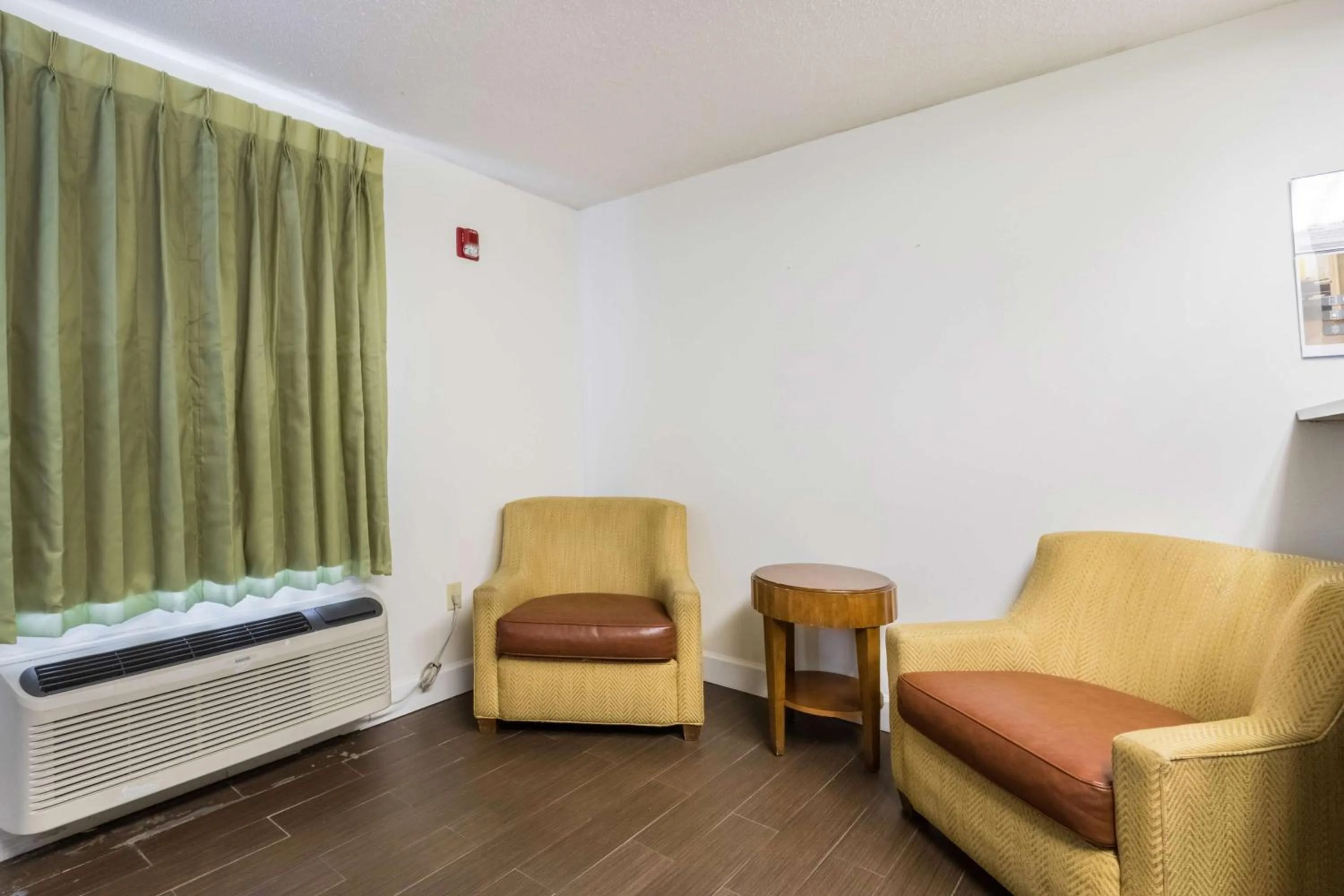 Lobby or reception in Studio 6-Statesboro, GA