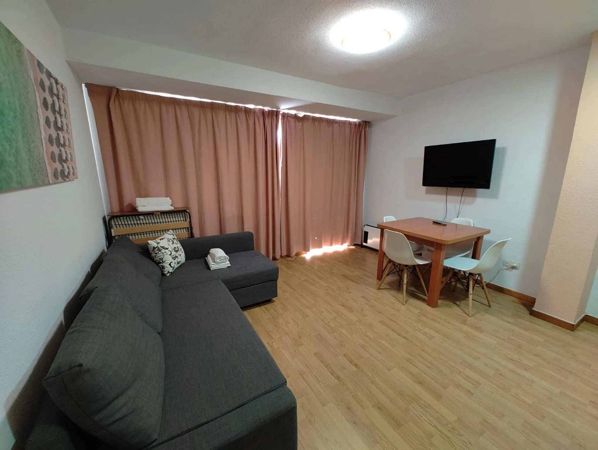 TODOSIERRANEVADA ZONA BAJA - MONTBLANC VISTAS A LA MONTANA - Junto a los Telecabinas