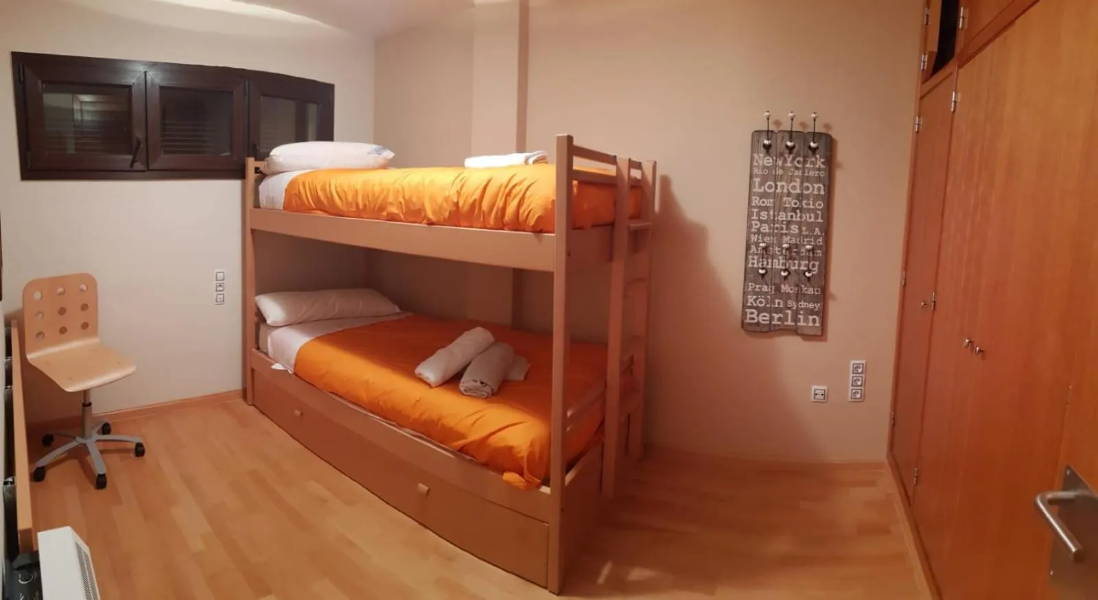 Bed in TODOSIERRANEVADA ZONA BAJA - MONTBLANC VISTAS A LA MONTANA - Junto a los Telecabinas