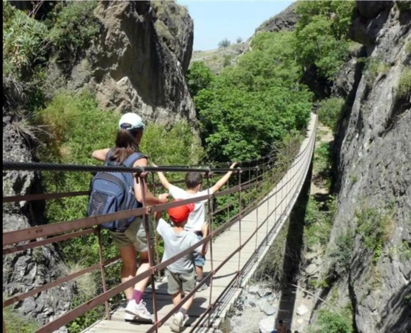 TODOSIERRANEVADA ZONA BAJA - MONTBLANC VISTAS A LA MONTANA - Junto a los Telecabinas