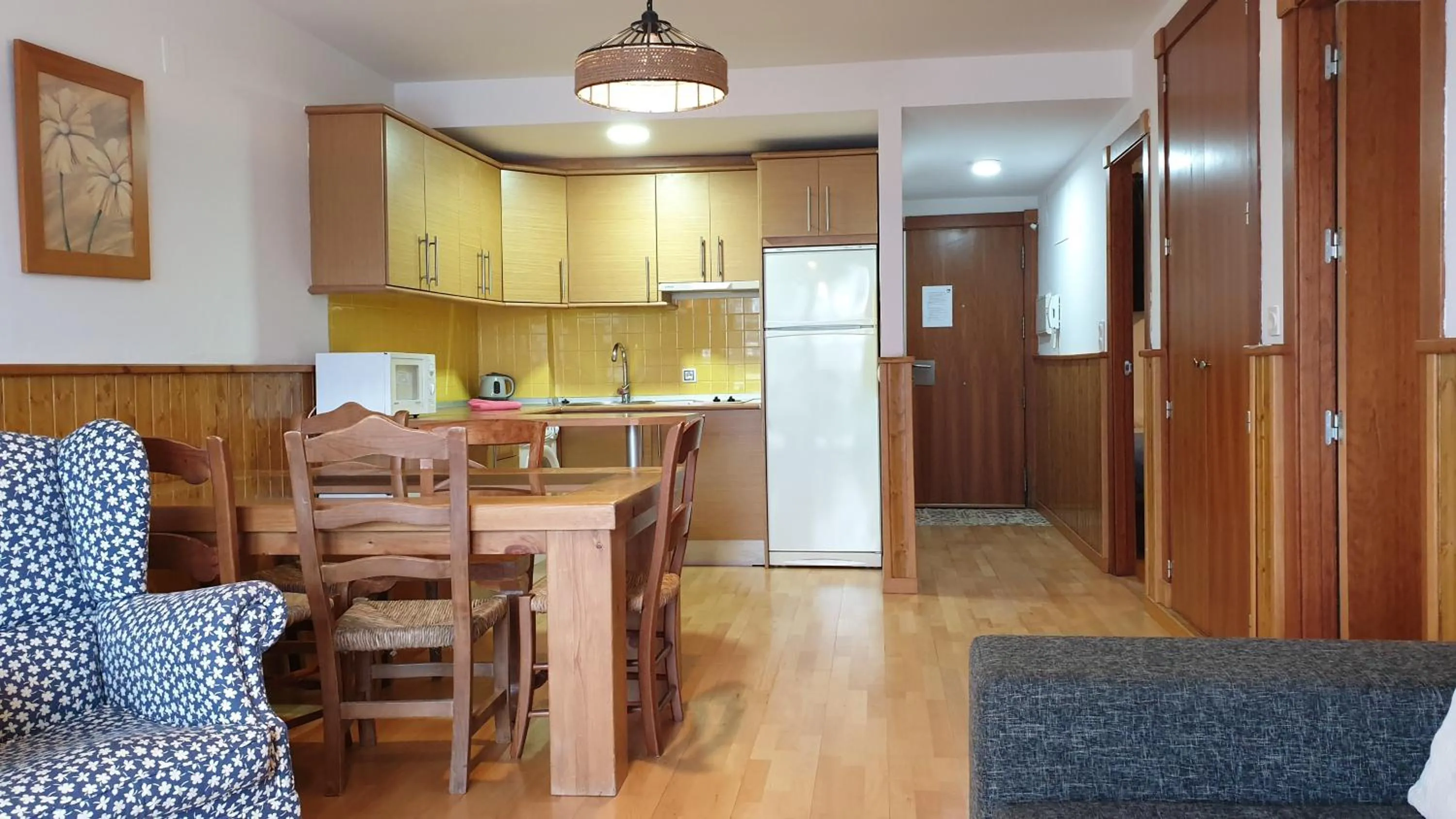 TODOSIERRANEVADA ZONA BAJA - MONTBLANC VISTAS A LA MONTANA - Junto a los Telecabinas