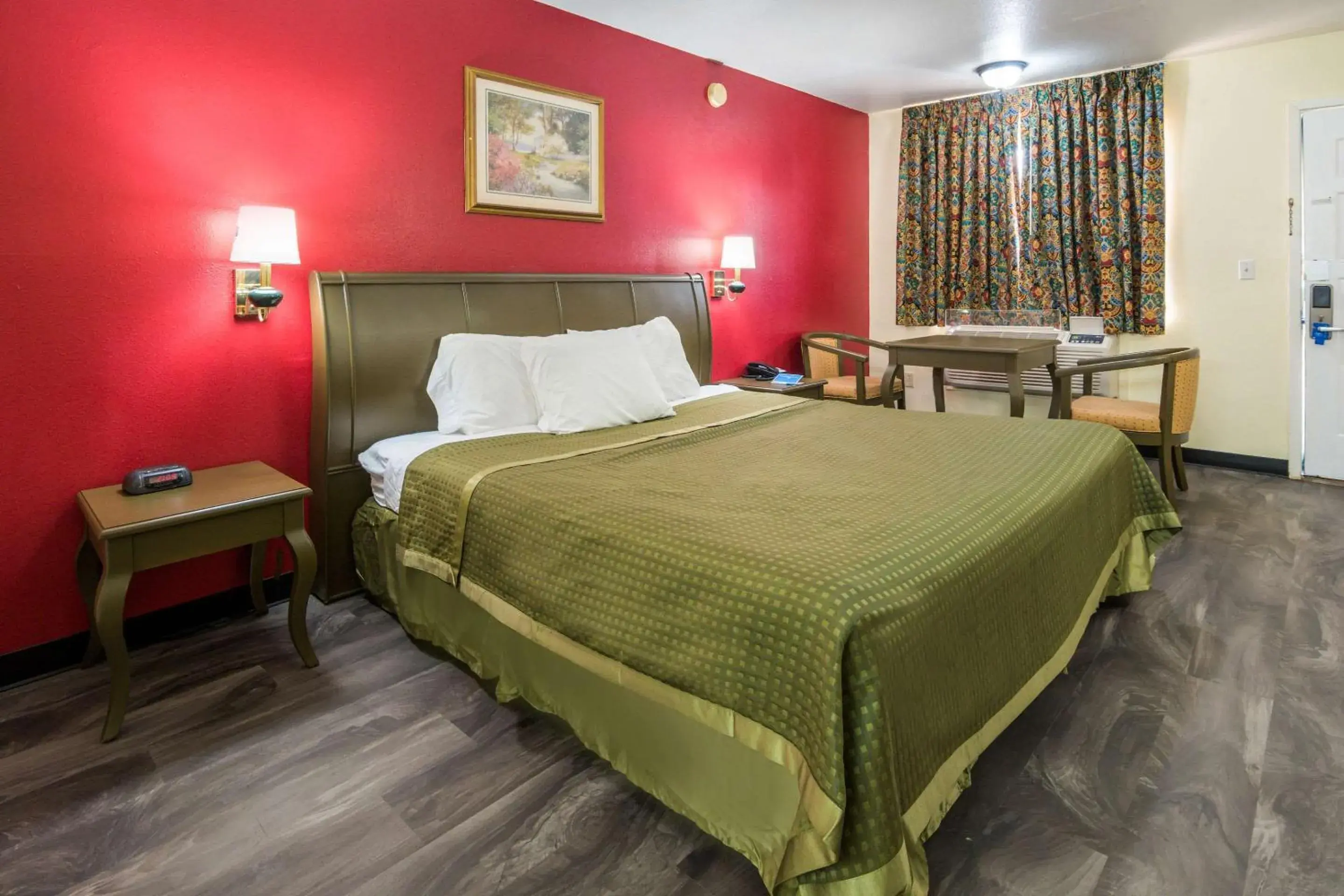 Standard King Room - Non Smoking in Rodeway Inn Ranger I-20 Standard King Room - Non Smoking in Rodeway Inn Ranger I-20