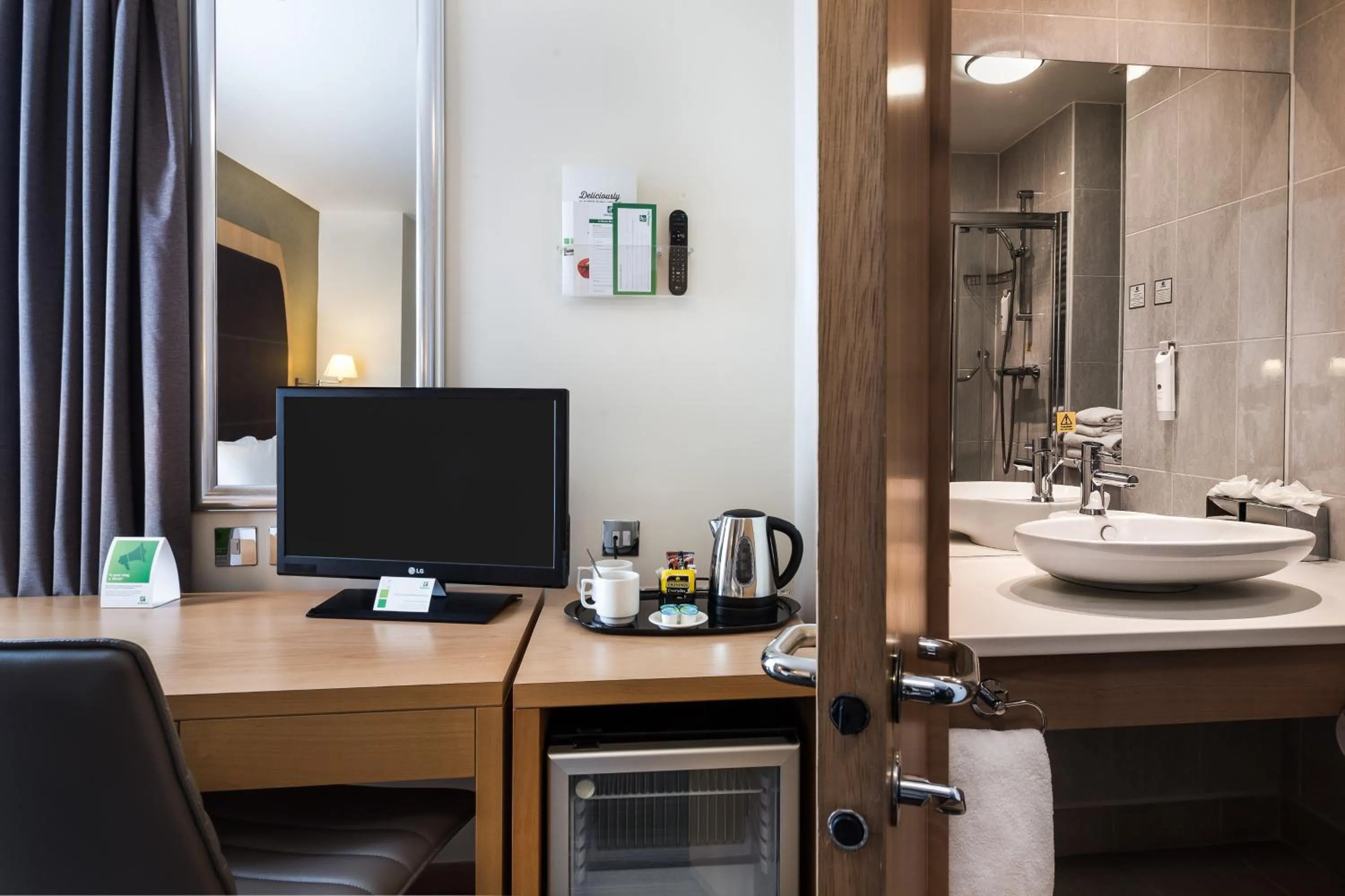 Bedroom in Holiday Inn Birmingham North - Cannock by IHG