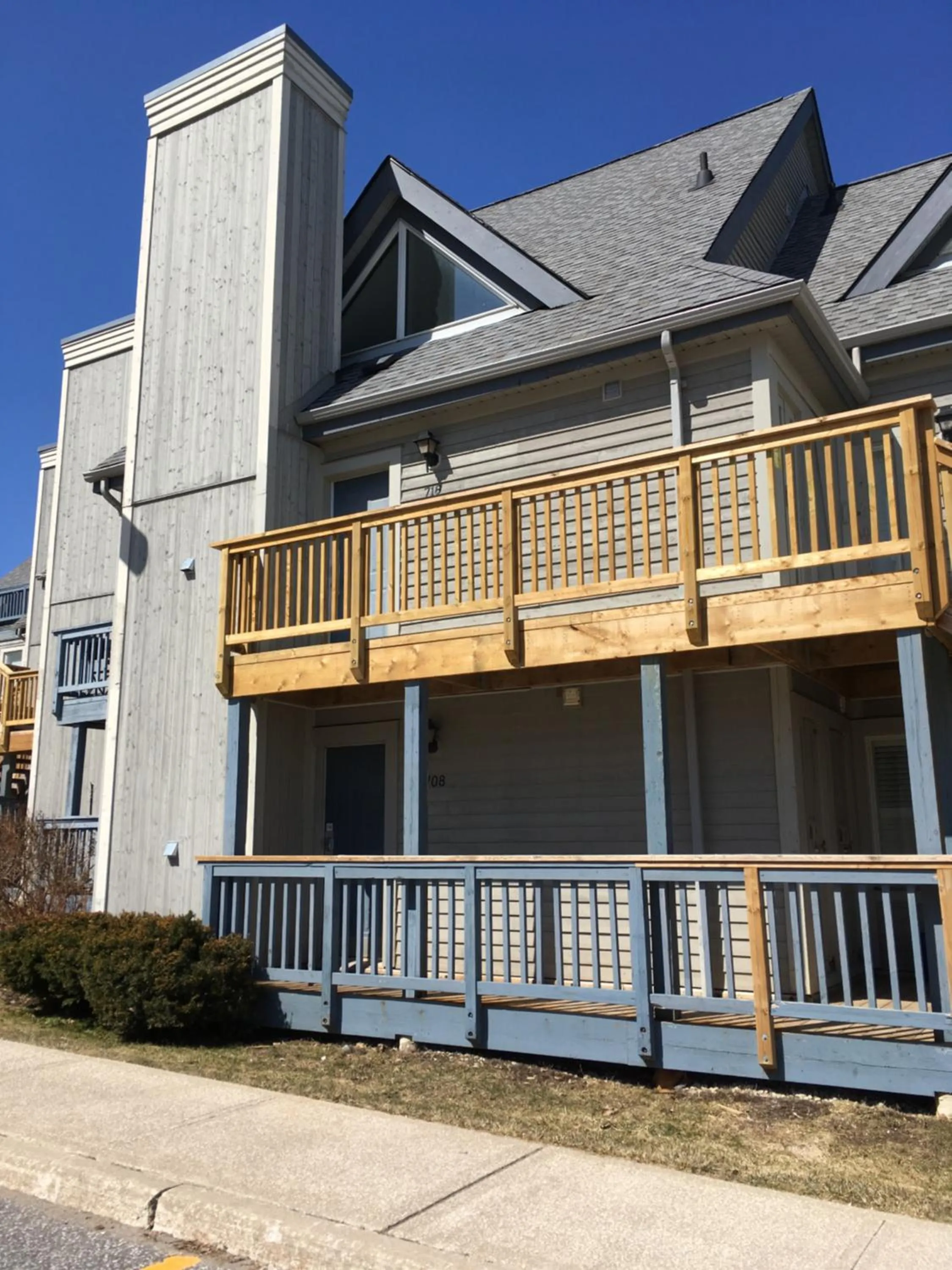 Property building in Blue Mountain Studio Loft at North Creek Resort