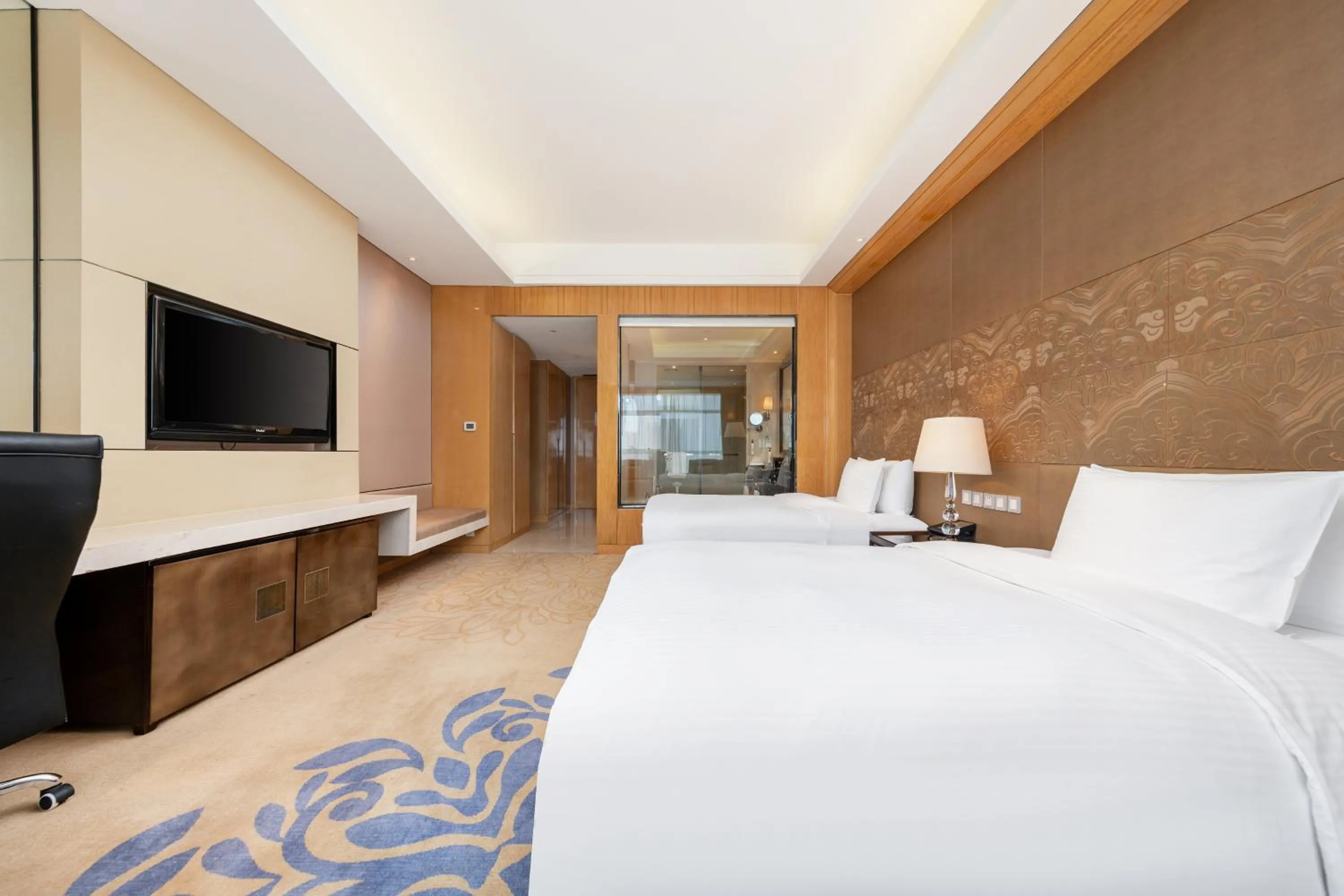 Photo of the whole room, Bed in Wanda Realm Langfang