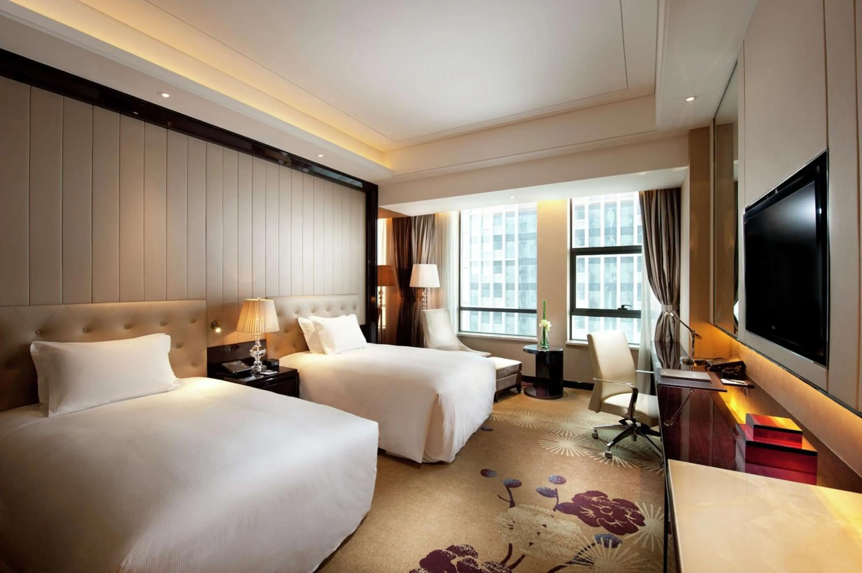 Bedroom, Bed in Hilton Nanjing