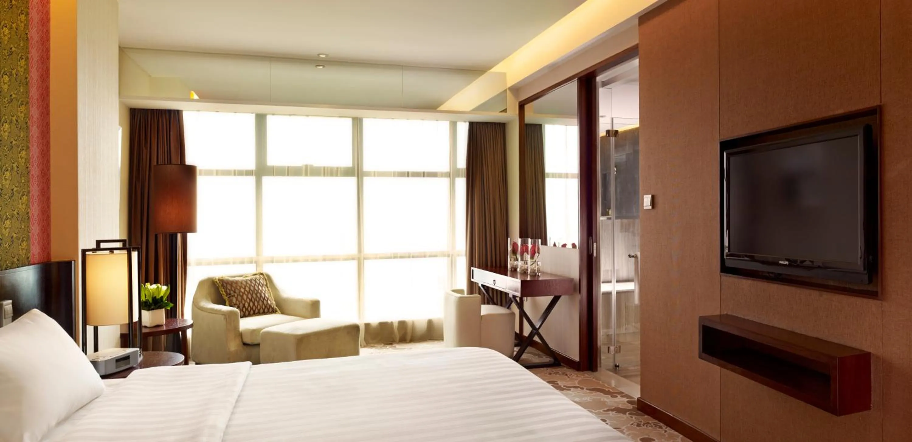 Bed in Radisson Blu Hotel Liuzhou