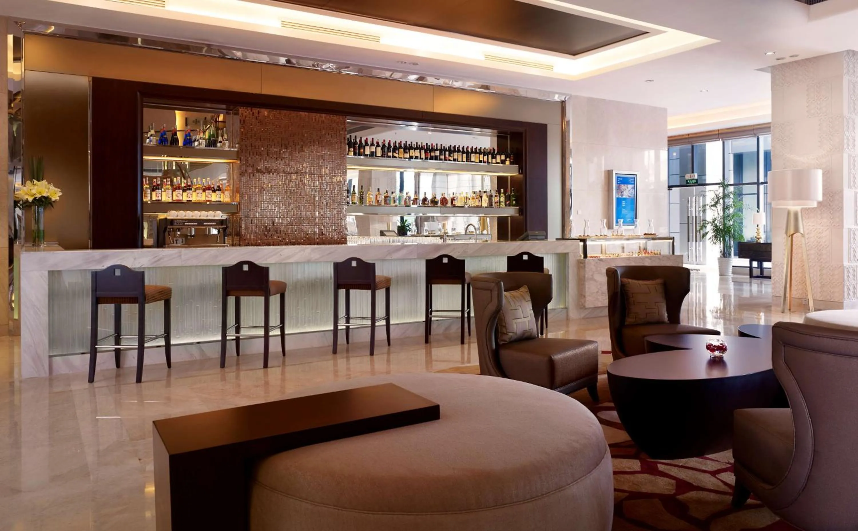 Lounge or bar in Radisson Blu Hotel Liuzhou