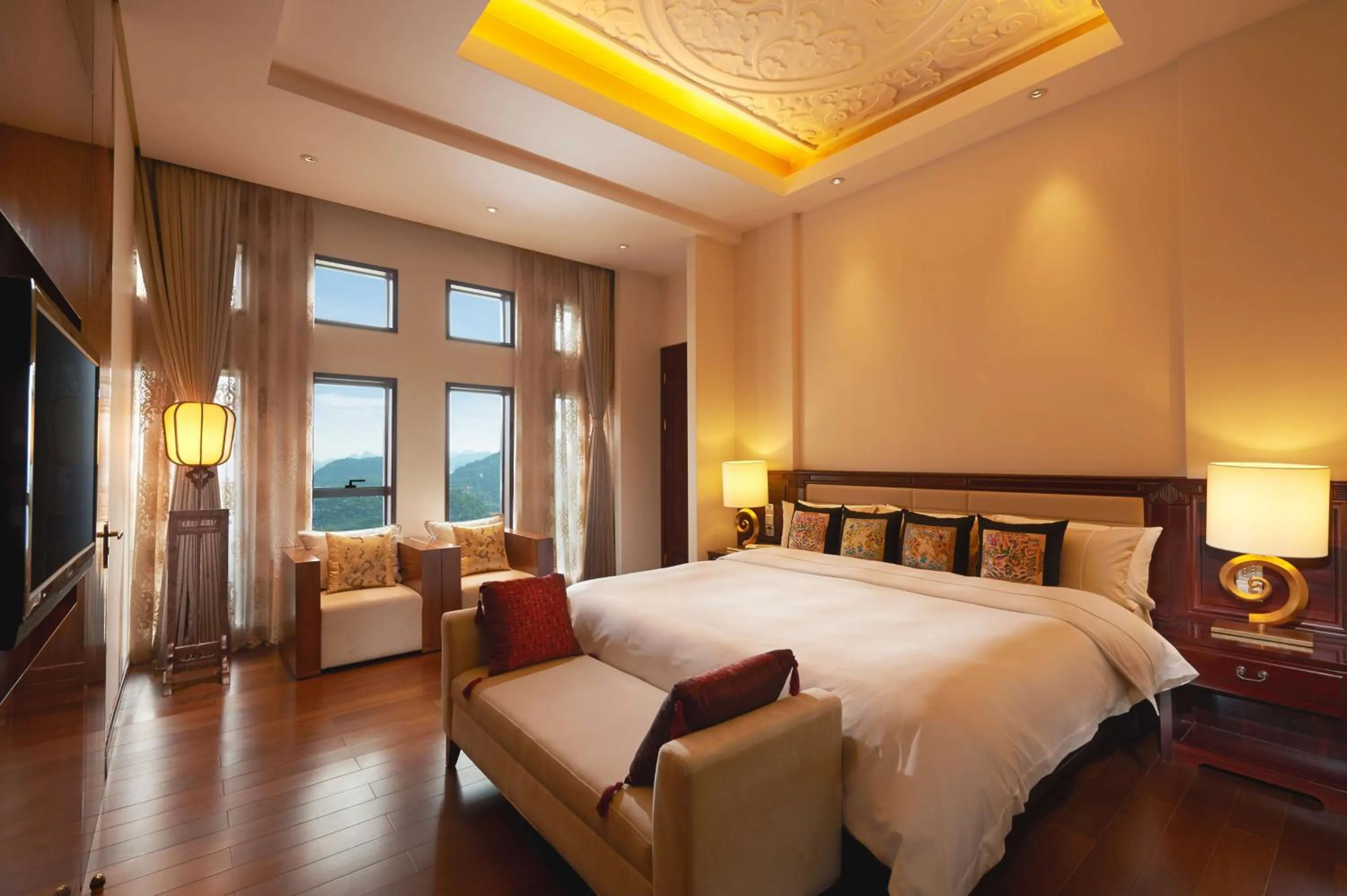 Photo of the whole room, Bed in Radisson Blu Hotel Liuzhou