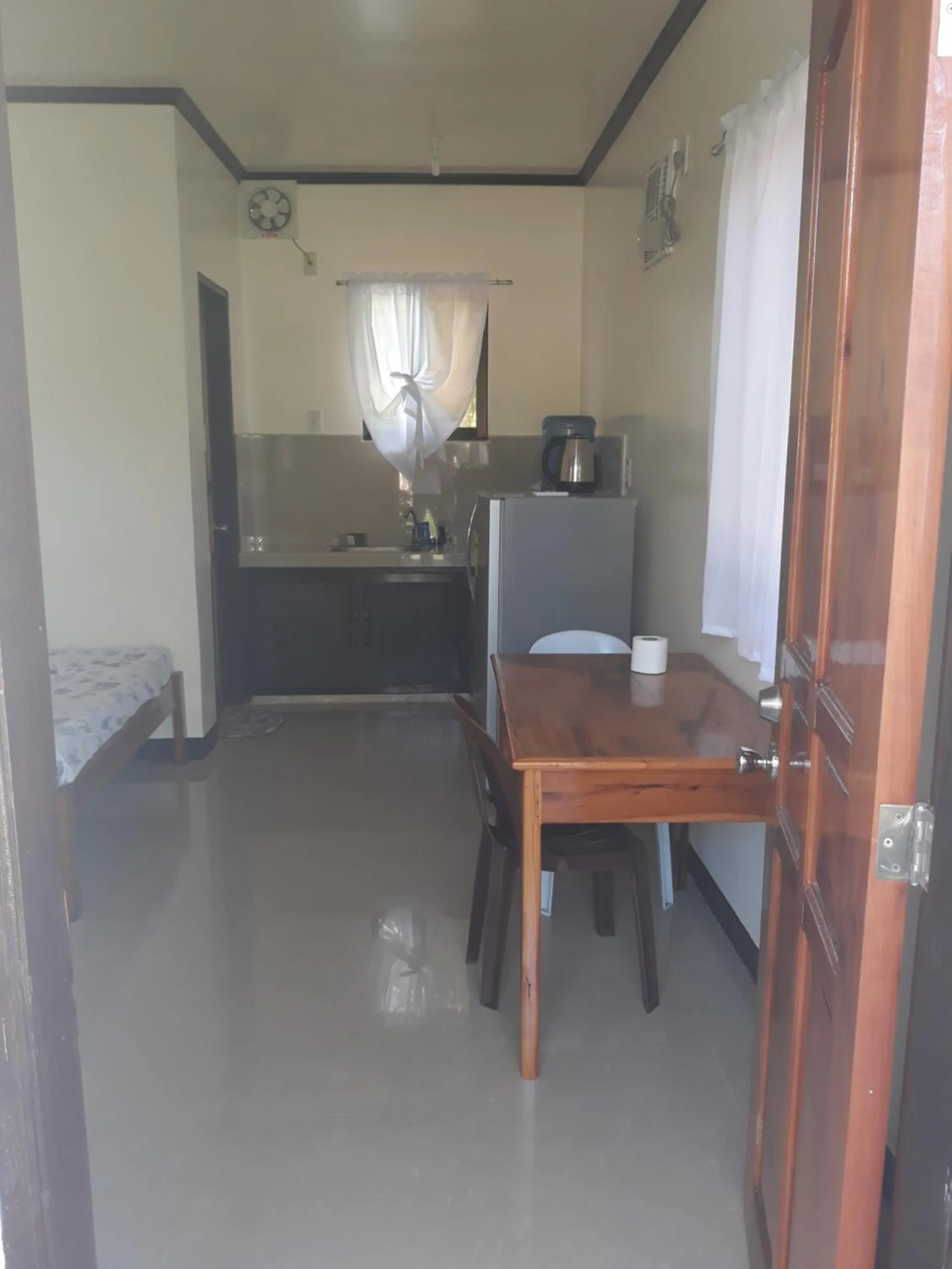 Dining area in Gardenview Homestay Siargao