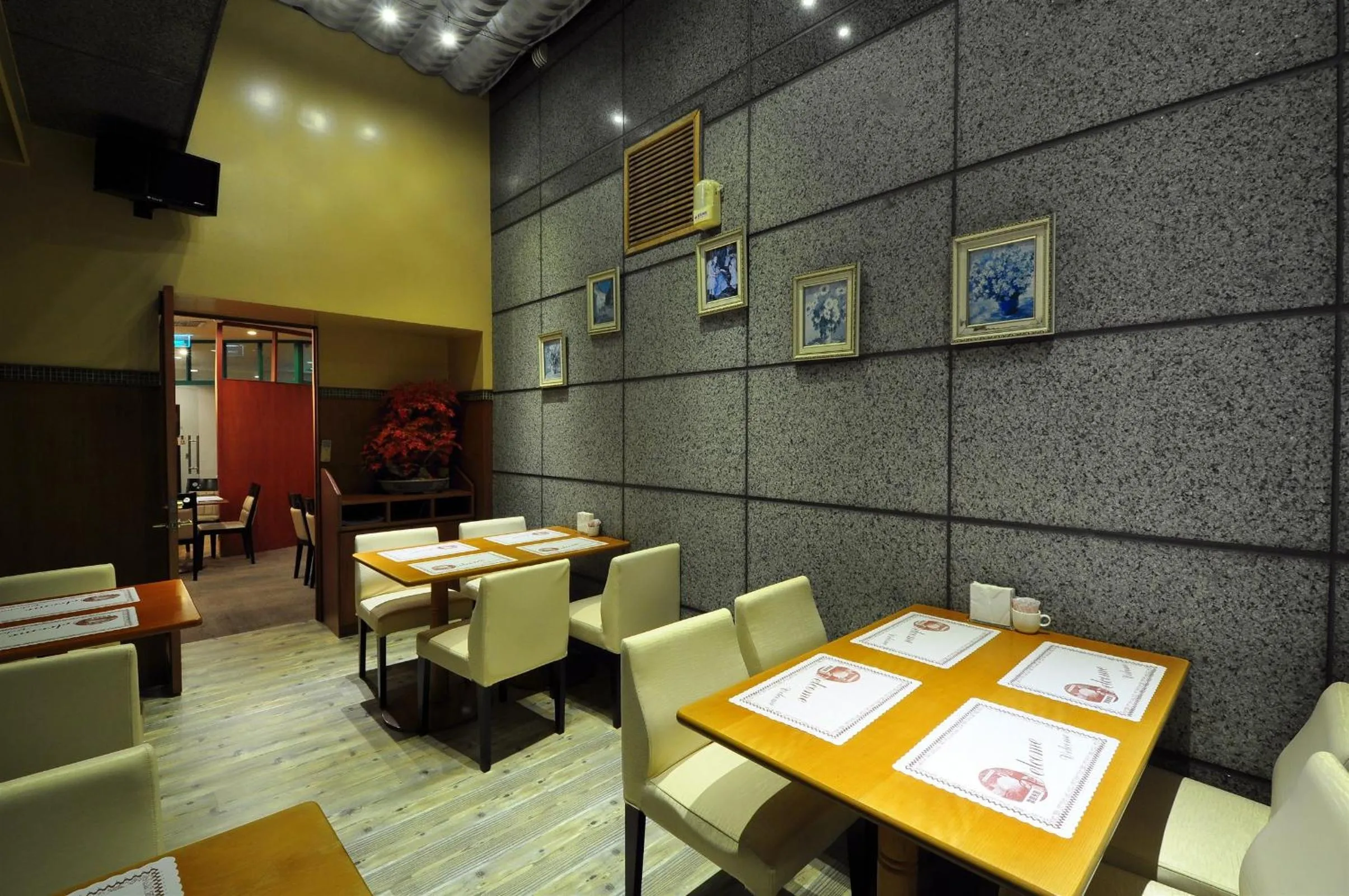 Restaurant/places to eat in Kavalan Hotel