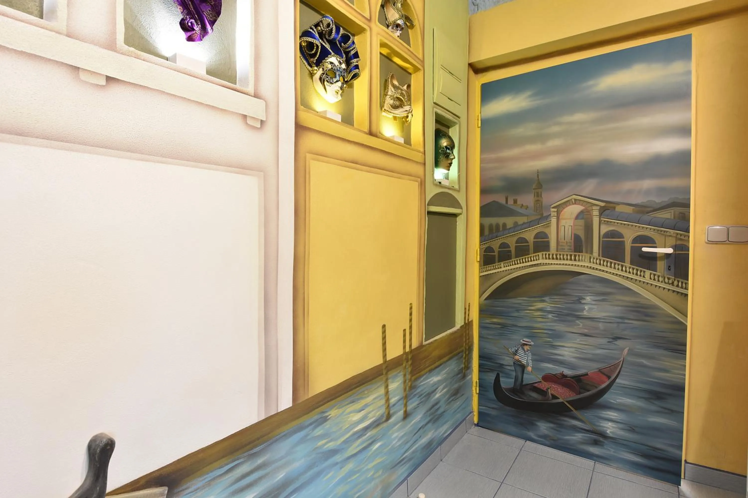 Decorative detail in Resort Svět