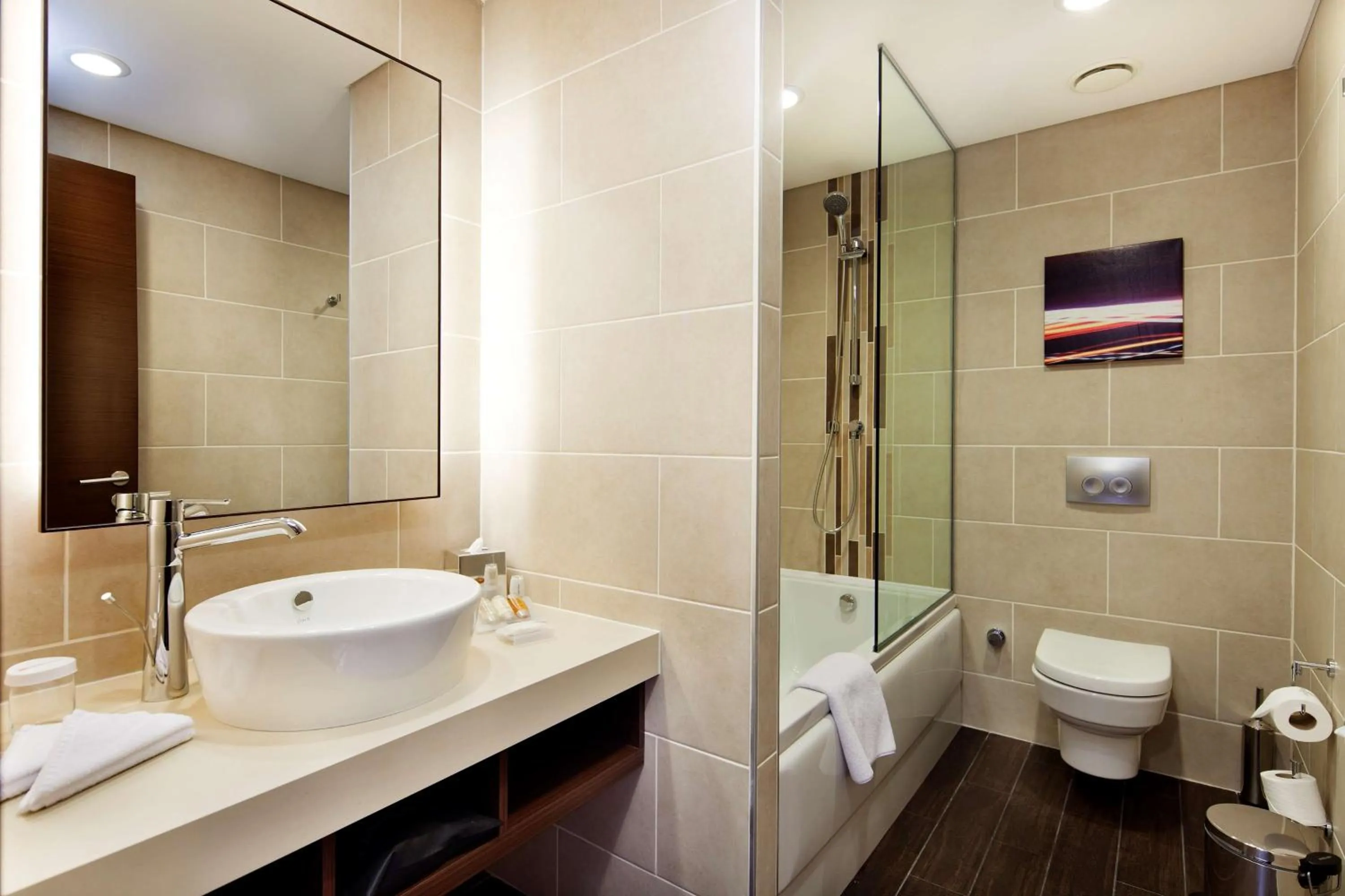 Shower in Hilton Garden Inn Mardin