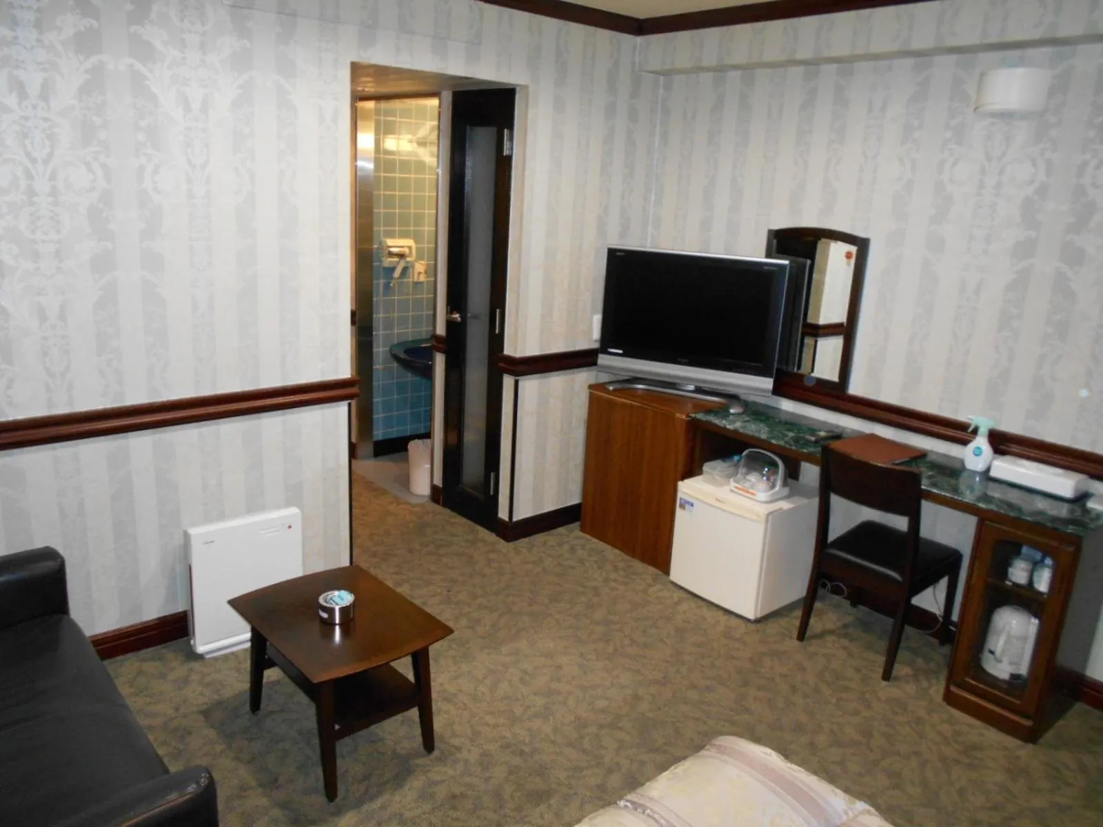 Nishikawaguchi Station Hotel Stay Lounge