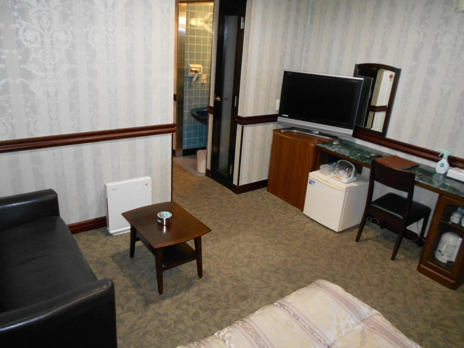 Nishikawaguchi Station Hotel Stay Lounge