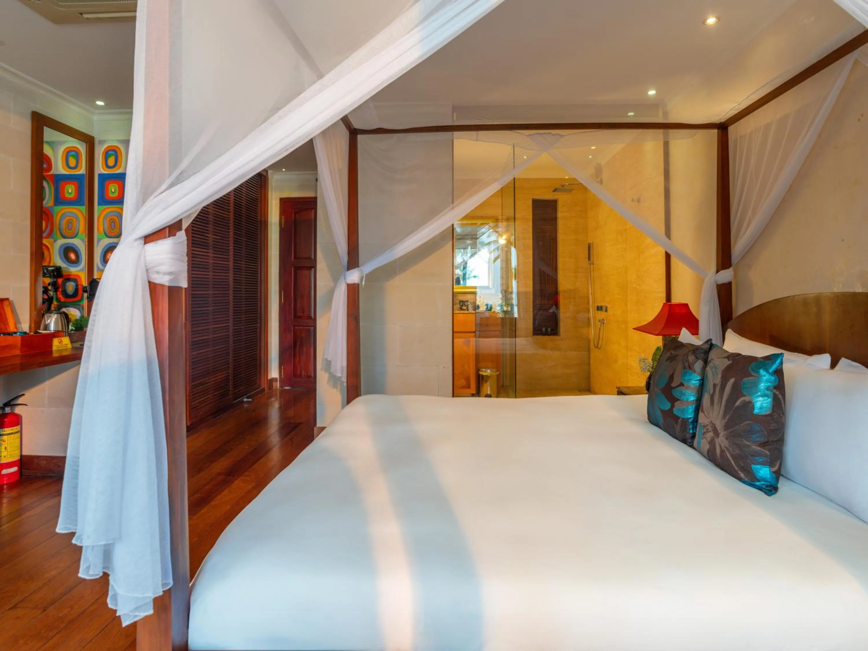 Bed in Sunsea Resort