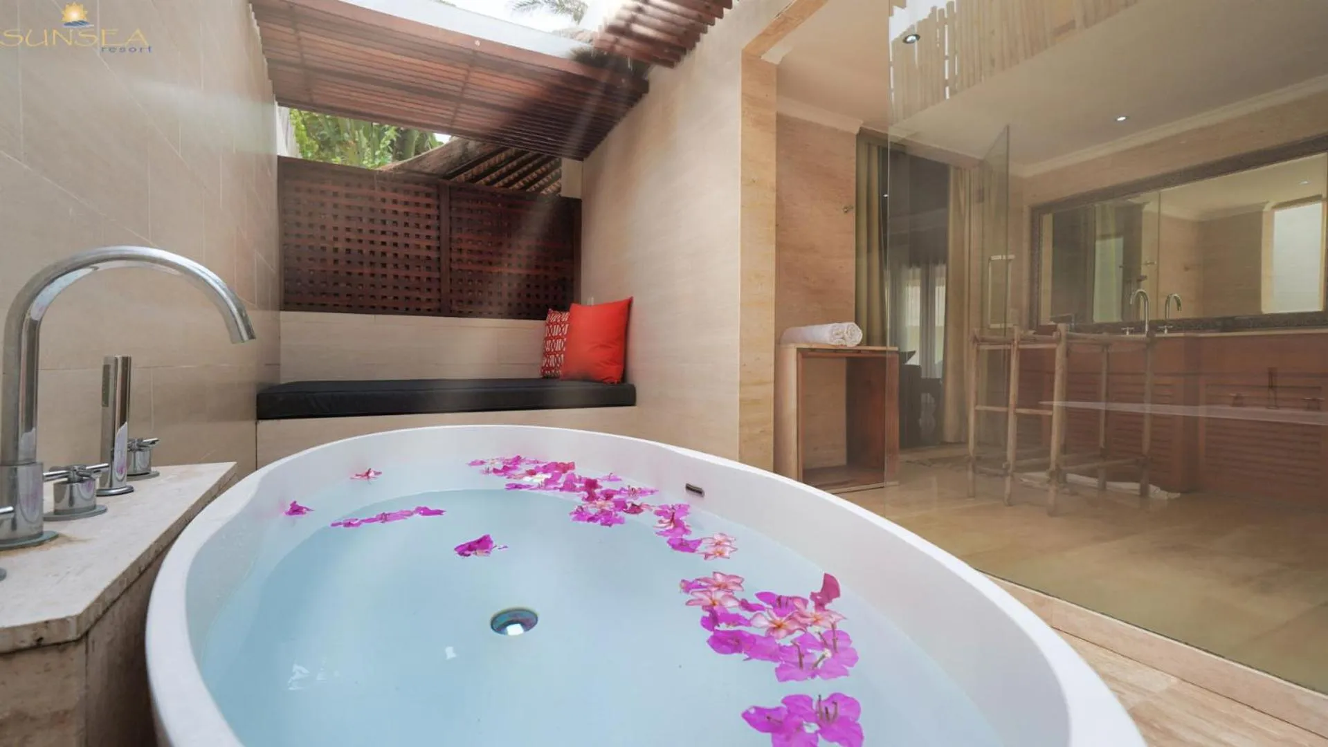 Bath in Sunsea Resort