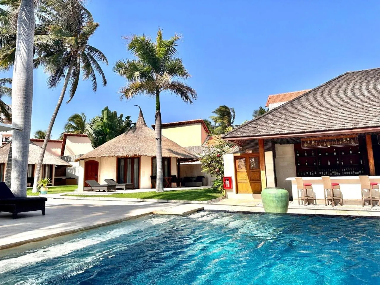Pool view in Sunsea Resort