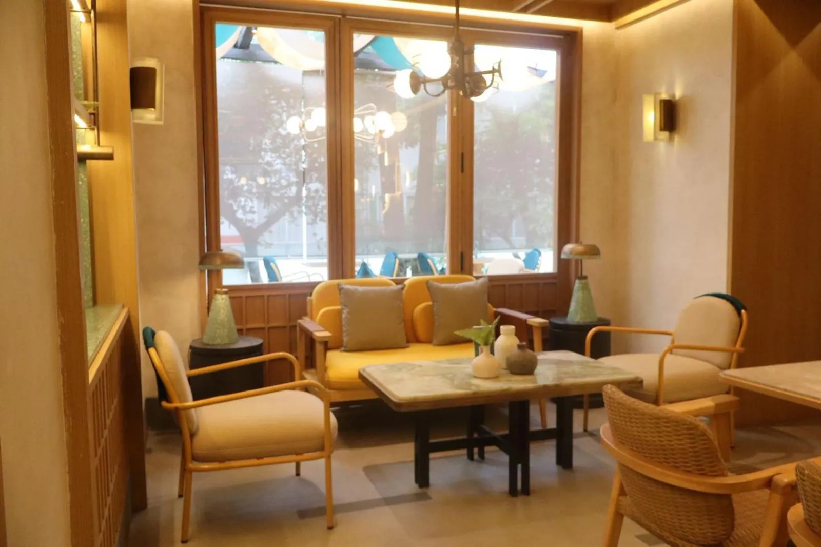 Restaurant/places to eat in The Victoria Hotel Yogyakarta