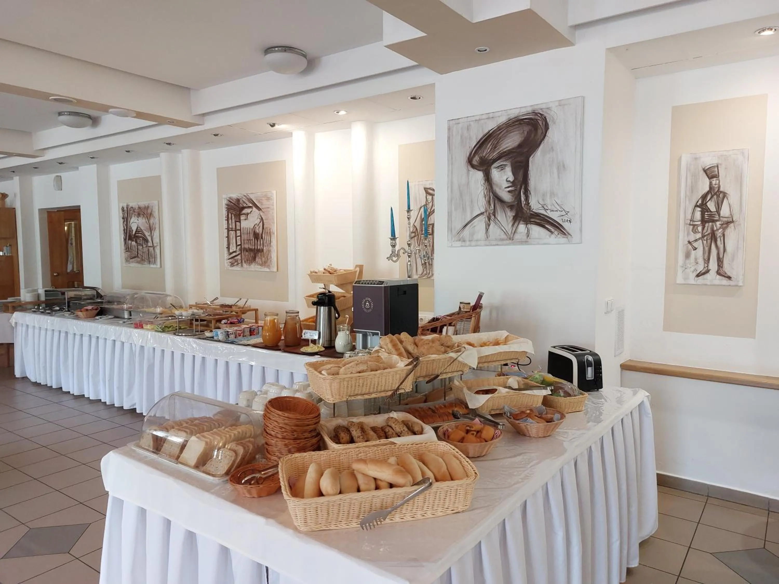 Buffet breakfast in Hotel Gold