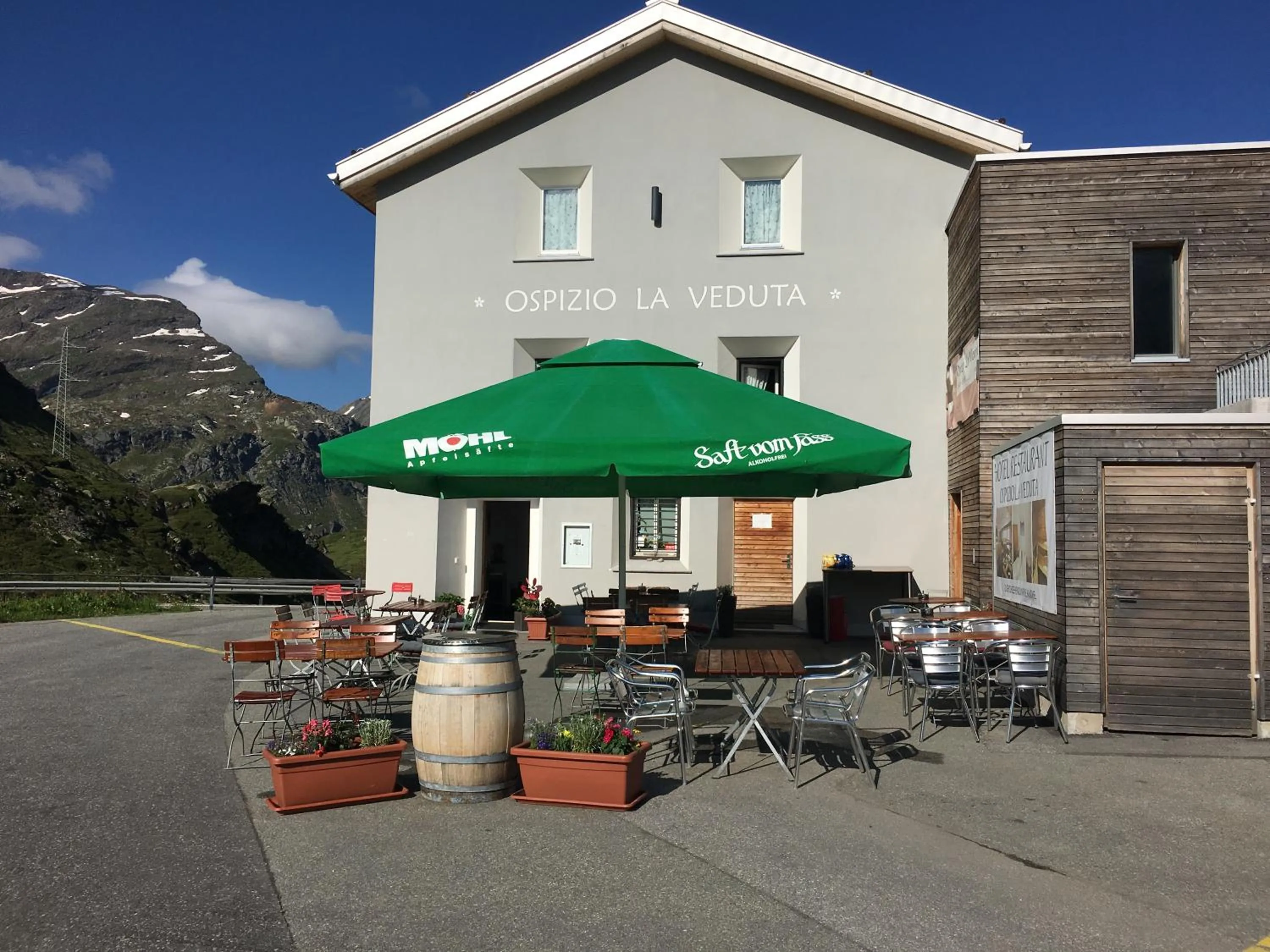 Property building in Ospizio La Veduta