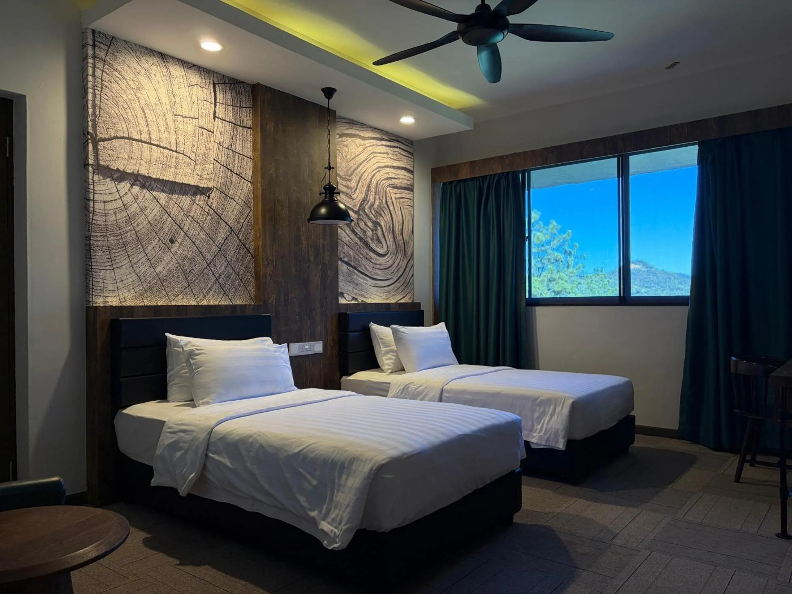 Bed in Perkasa Hotel Mt Kinabalu