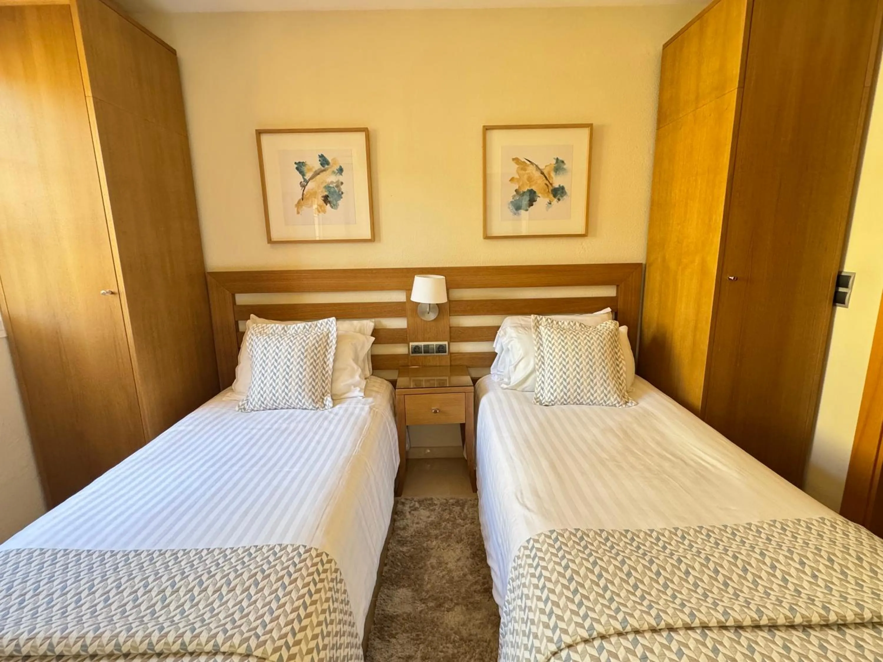 Bedroom, Bed in Macdonald Doña Lola Resort