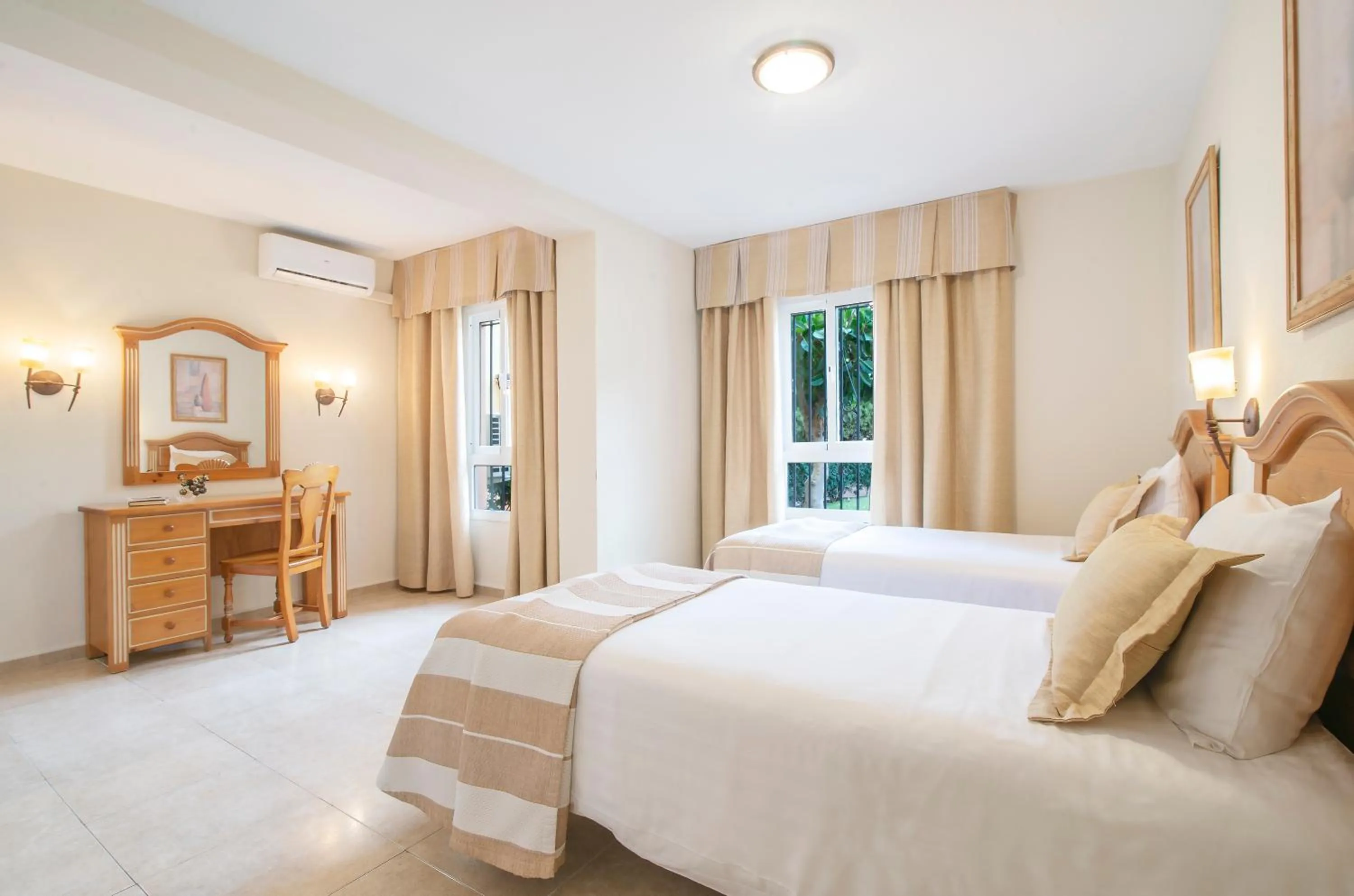 Bed in Macdonald Doña Lola Resort