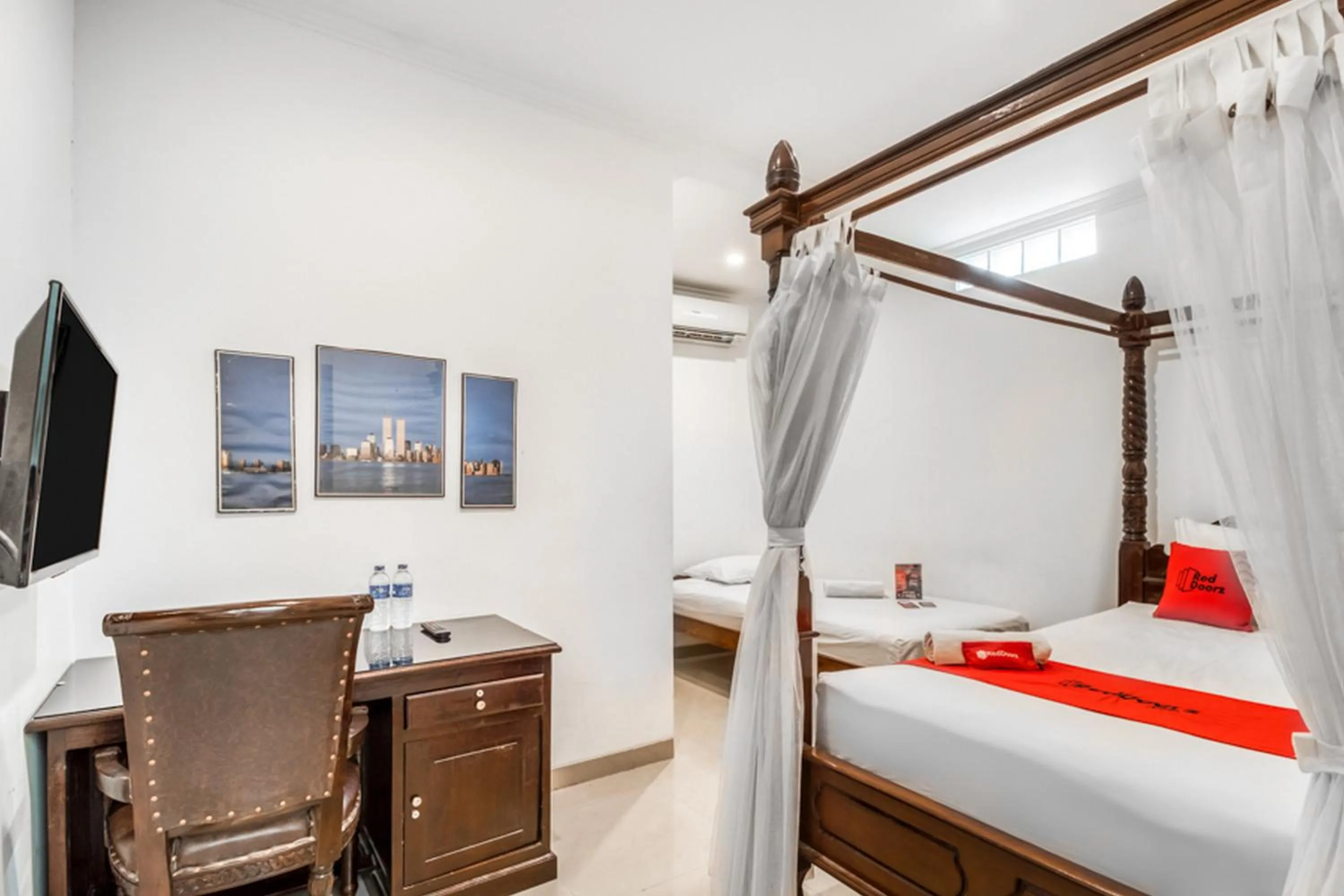 Bed in RedDoorz Plus near Lempuyangan Station 4