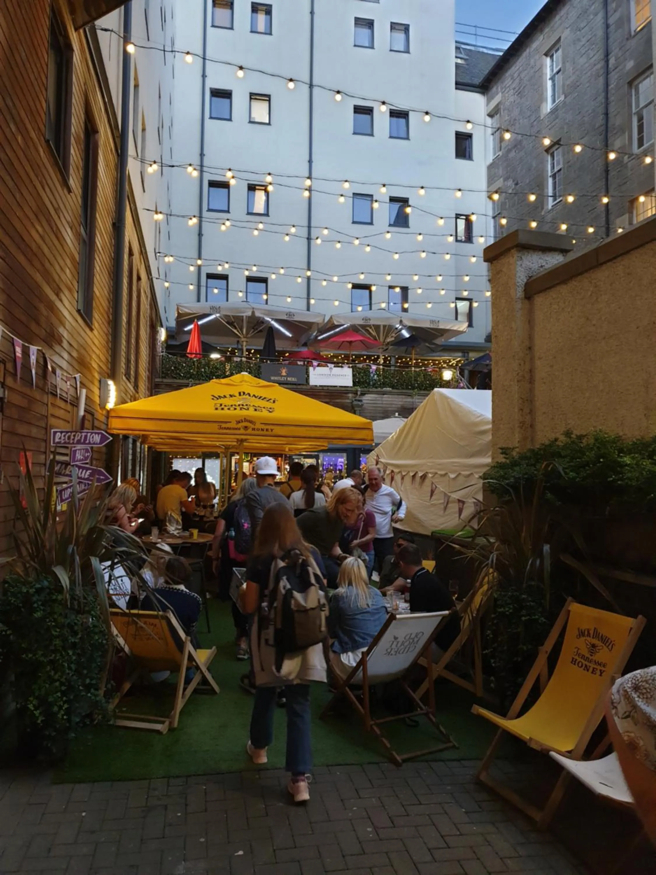Patio, Restaurant/Places to Eat in Smart City Hostels by Safestay, Edinburgh