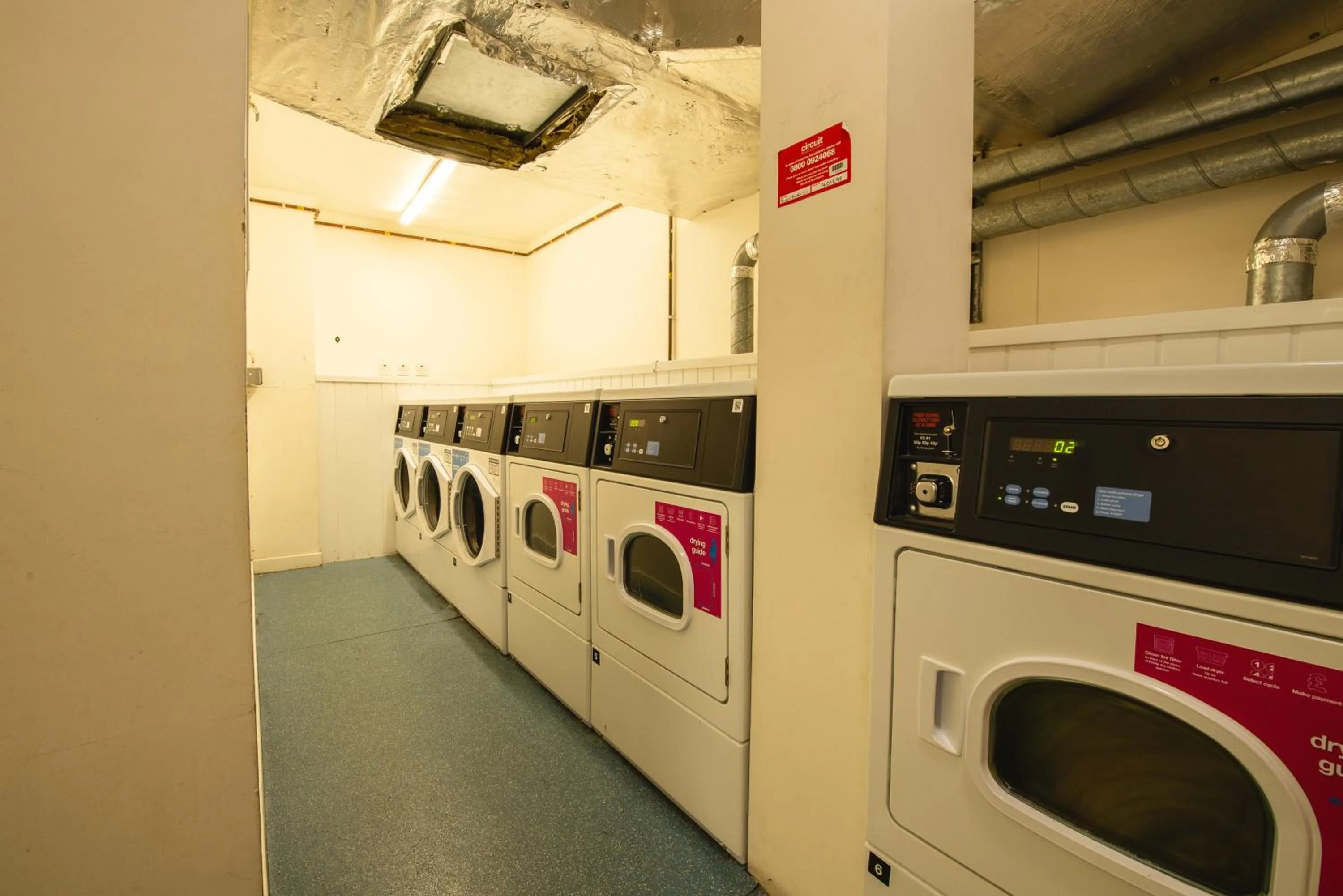 washing machine, Kitchen/Kitchenette in Smart City Hostels by Safestay, Edinburgh