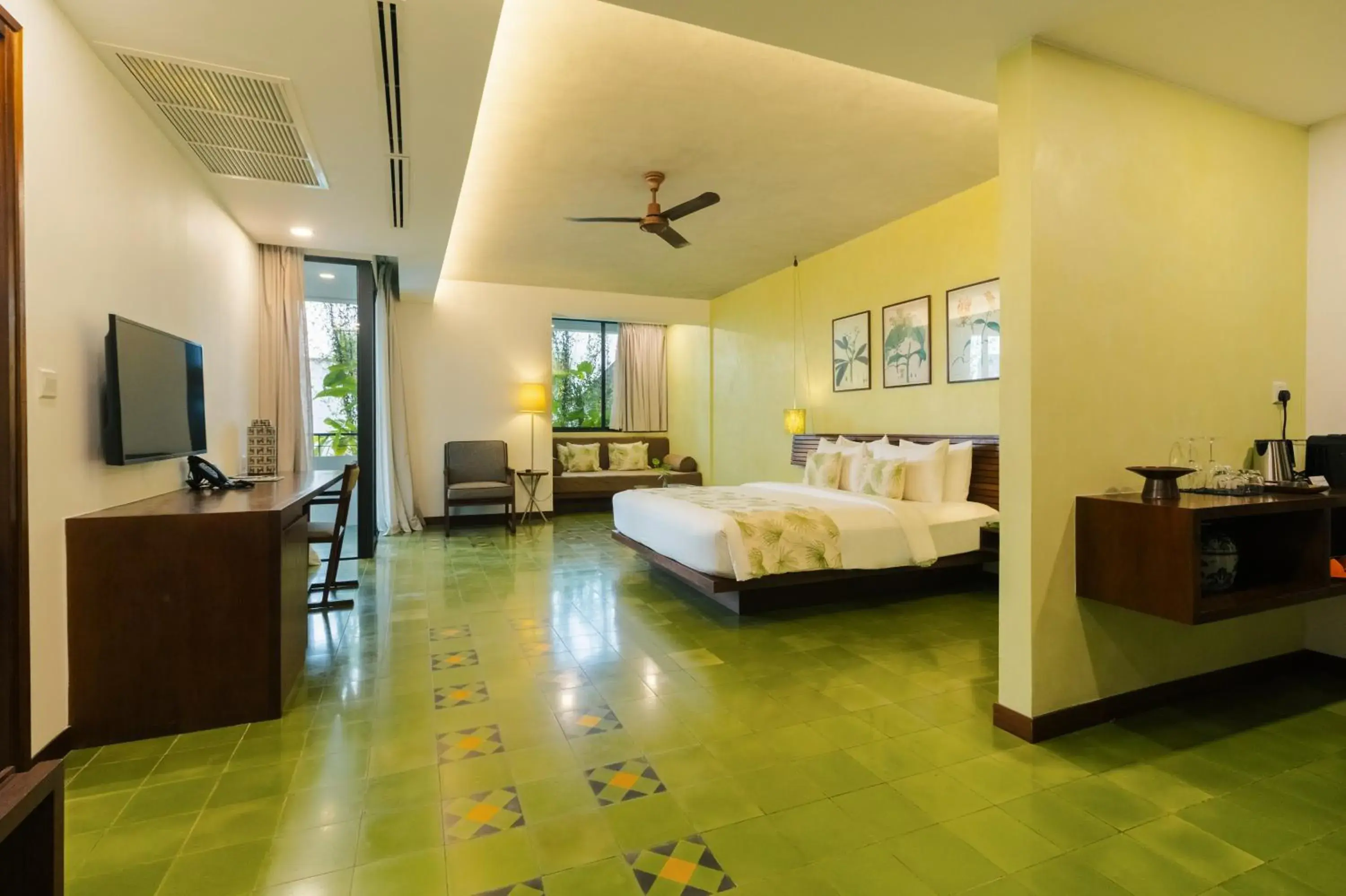 Junior Suite in Penh House Hotel Junior Suite in Penh House Hotel