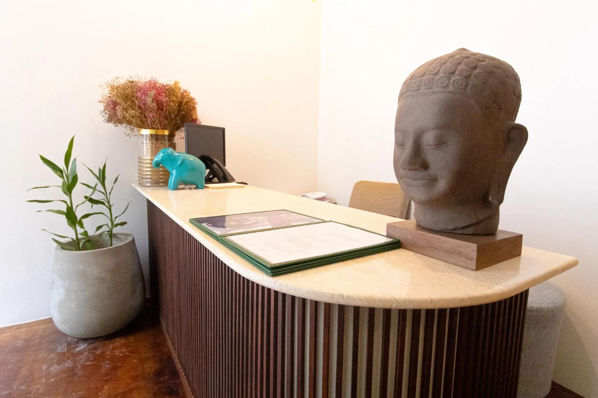 Spa and wellness centre/facilities in Penh House Hotel