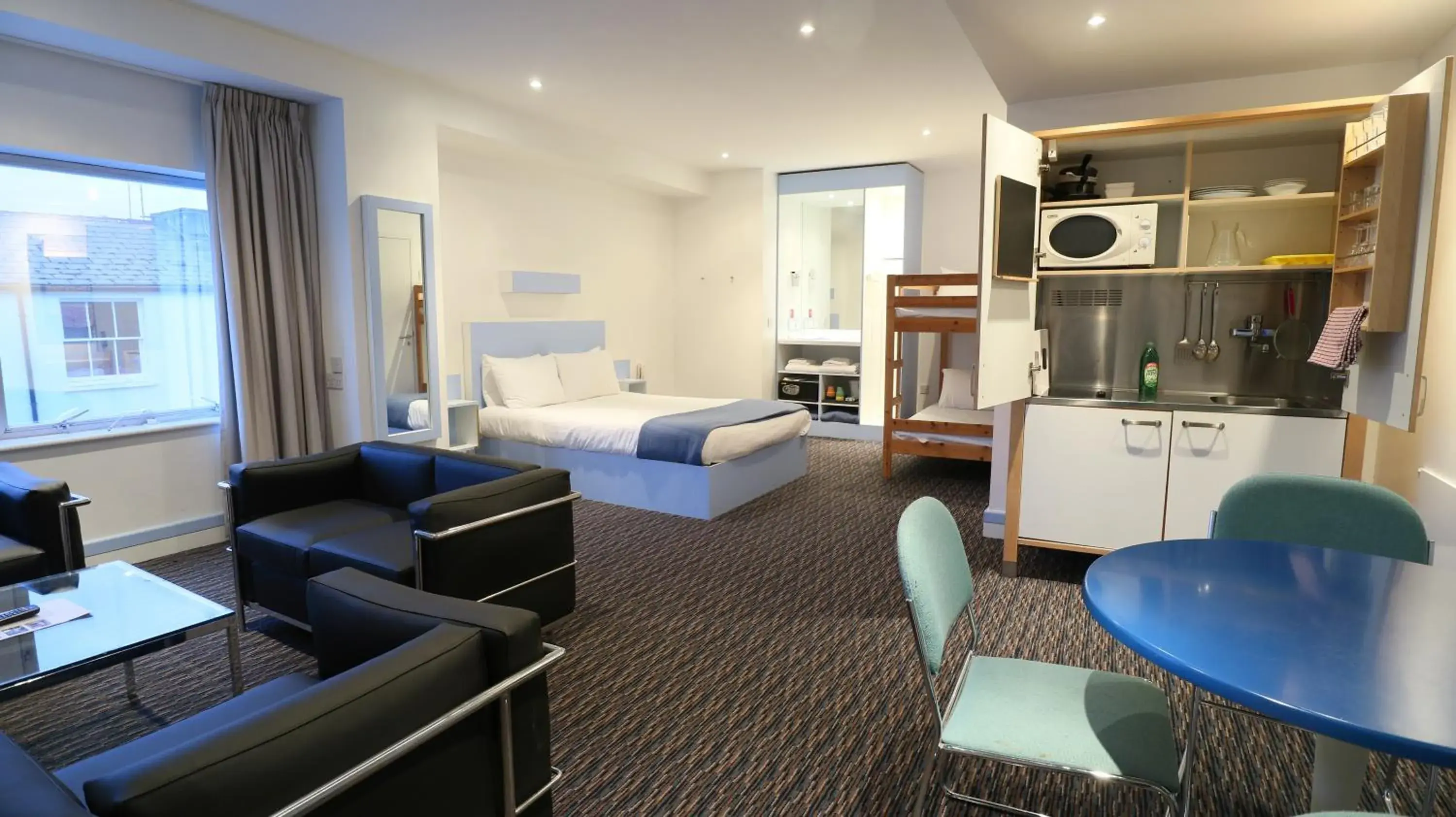 Family Room in Citrus Hotel Cheltenham by Compass Hospitality Family Room in Citrus Hotel Cheltenham by Compass Hospitality